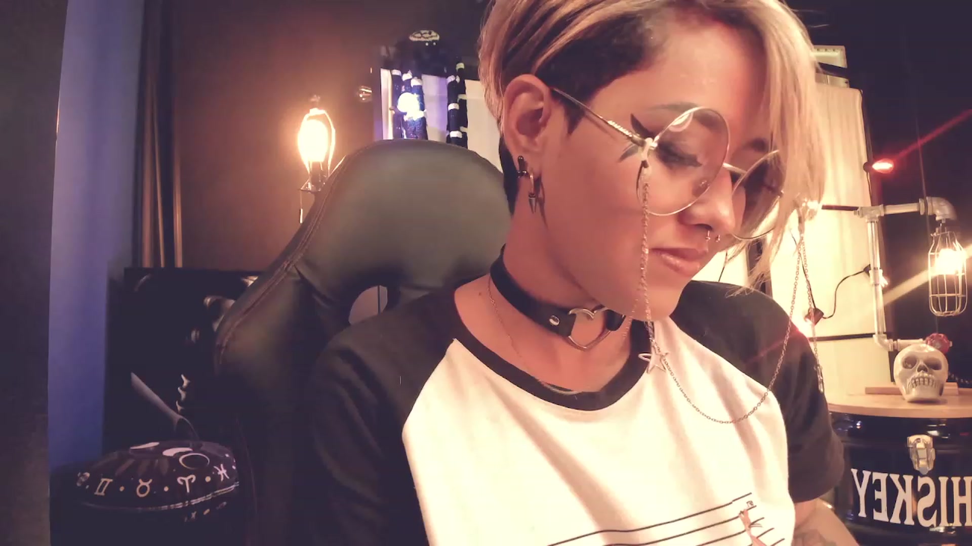 Gallery image thumbnail from AbraxxysRadio's myfreecams stream on, 02/21/2023, 01:42 image 18 of 20