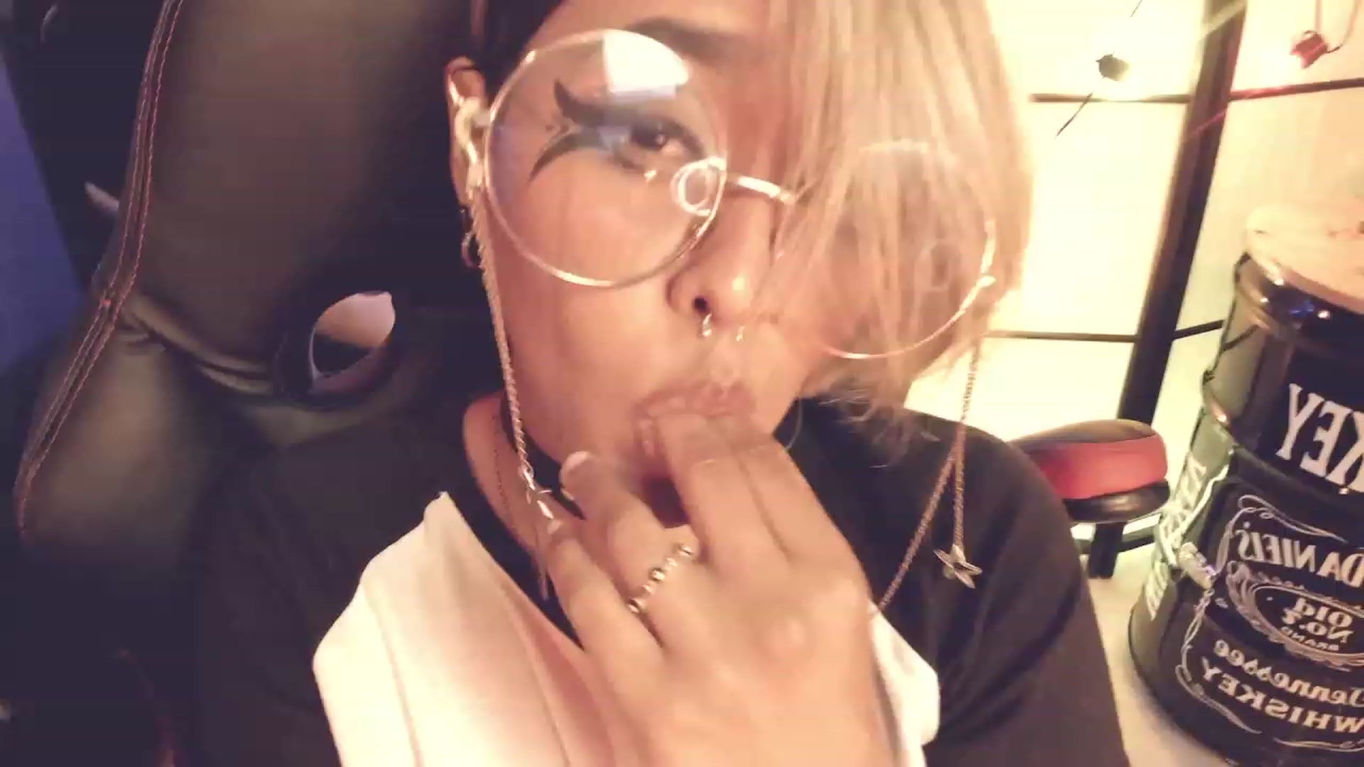 Gallery image thumbnail from AbraxxysRadio's myfreecams stream on, 02/21/2023, 01:42 image 13 of 20