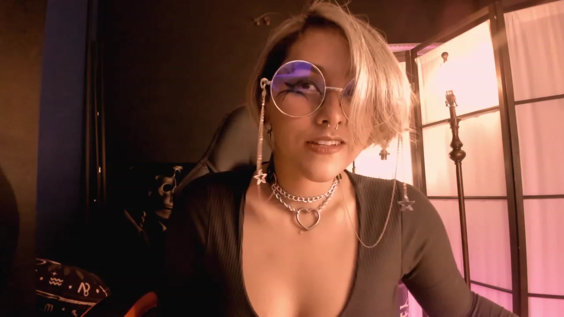 Gallery image thumbnail from AbraxxysRadio's myfreecams stream on, 02/23/2023, 01:29 image 2 of 20
