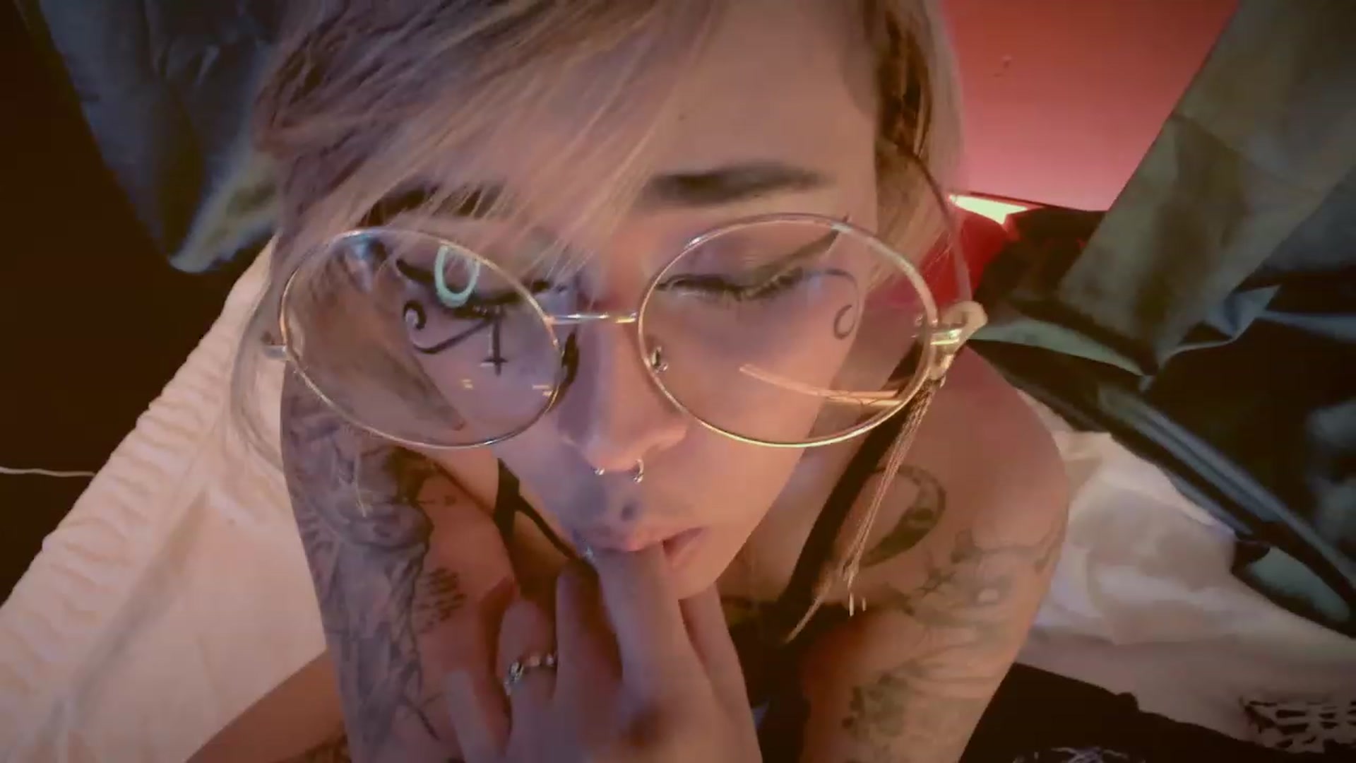 Gallery image thumbnail from AbraxxysRadio's myfreecams stream on, 02/23/2023, 23:20 image 17 of 20