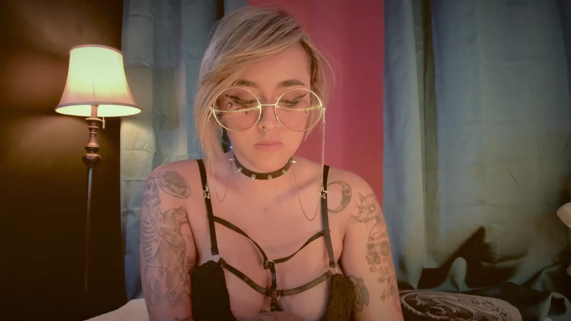 Gallery image thumbnail from AbraxxysRadio's myfreecams stream on, 02/24/2023, 01:34 image 7 of 20
