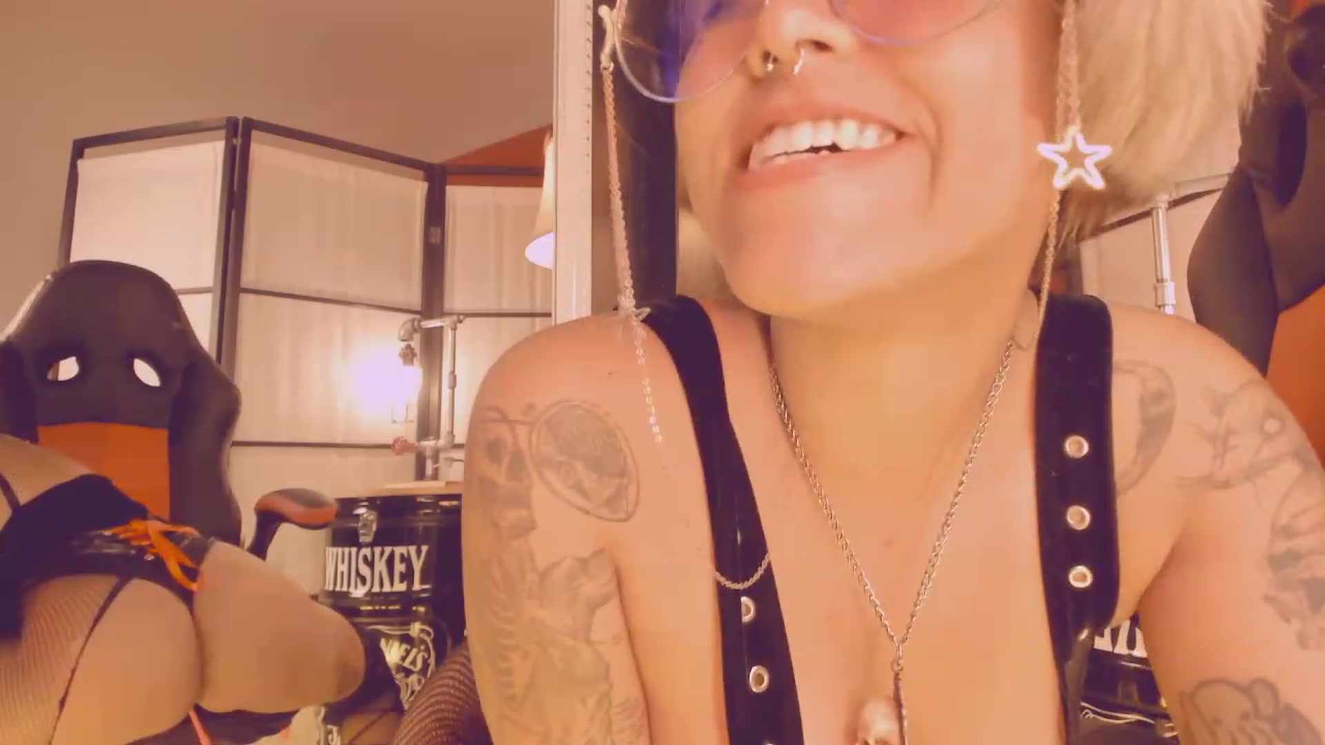 Gallery image thumbnail from AbraxxysRadio's myfreecams stream on, 02/26/2023, 20:58 image 14 of 20