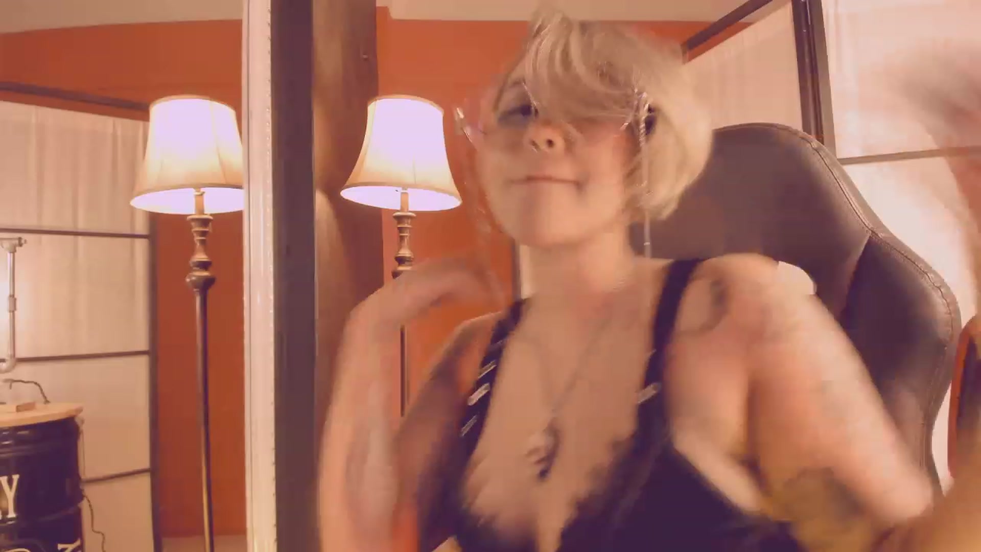 Gallery image thumbnail from AbraxxysRadio's myfreecams stream on, 02/26/2023, 20:58 image 7 of 20