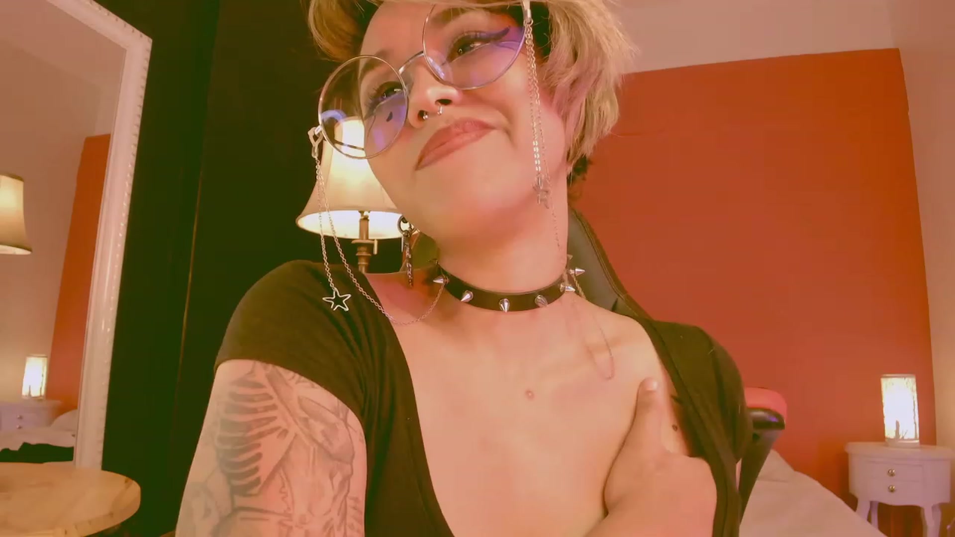 Gallery image thumbnail from AbraxxysRadio's myfreecams stream on, 03/01/2023, 24:25 image 16 of 20