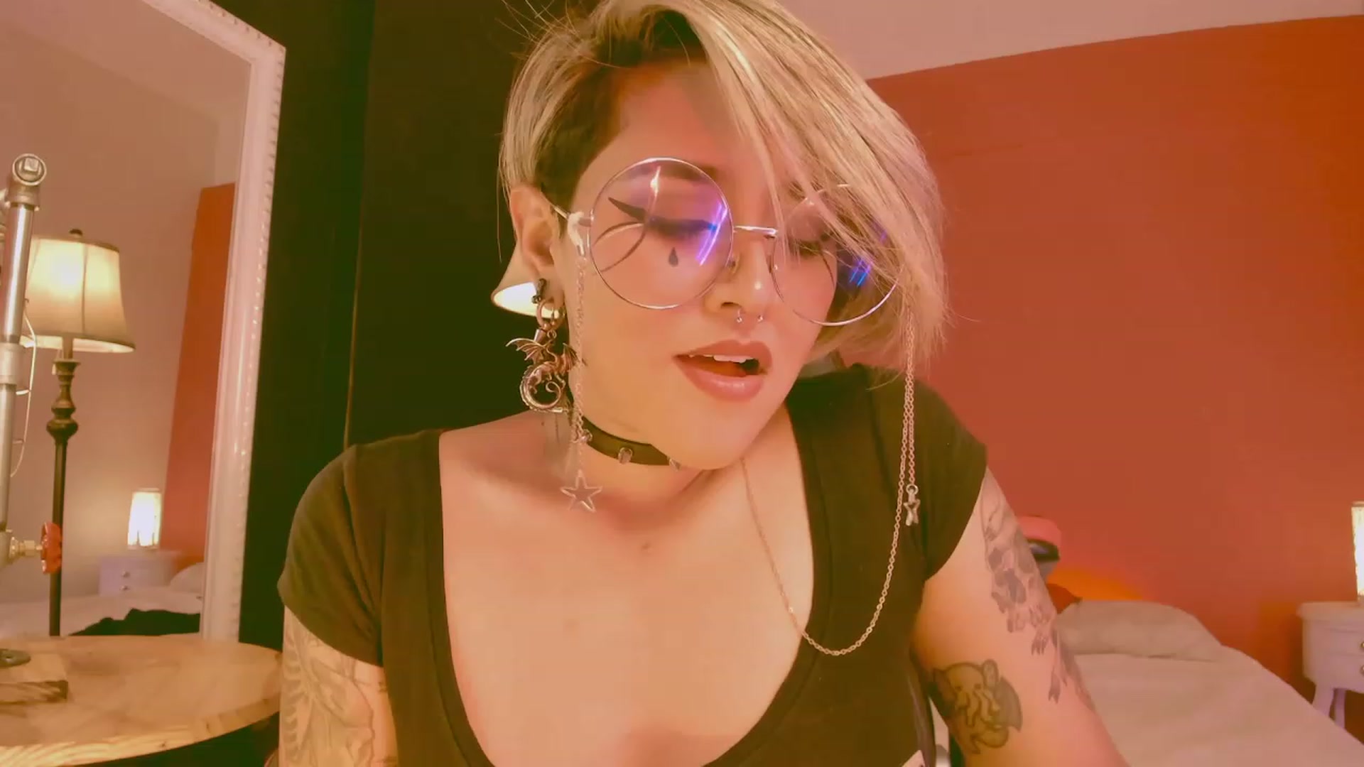 Gallery image thumbnail from AbraxxysRadio's myfreecams stream on, 03/01/2023, 24:25 image 12 of 20