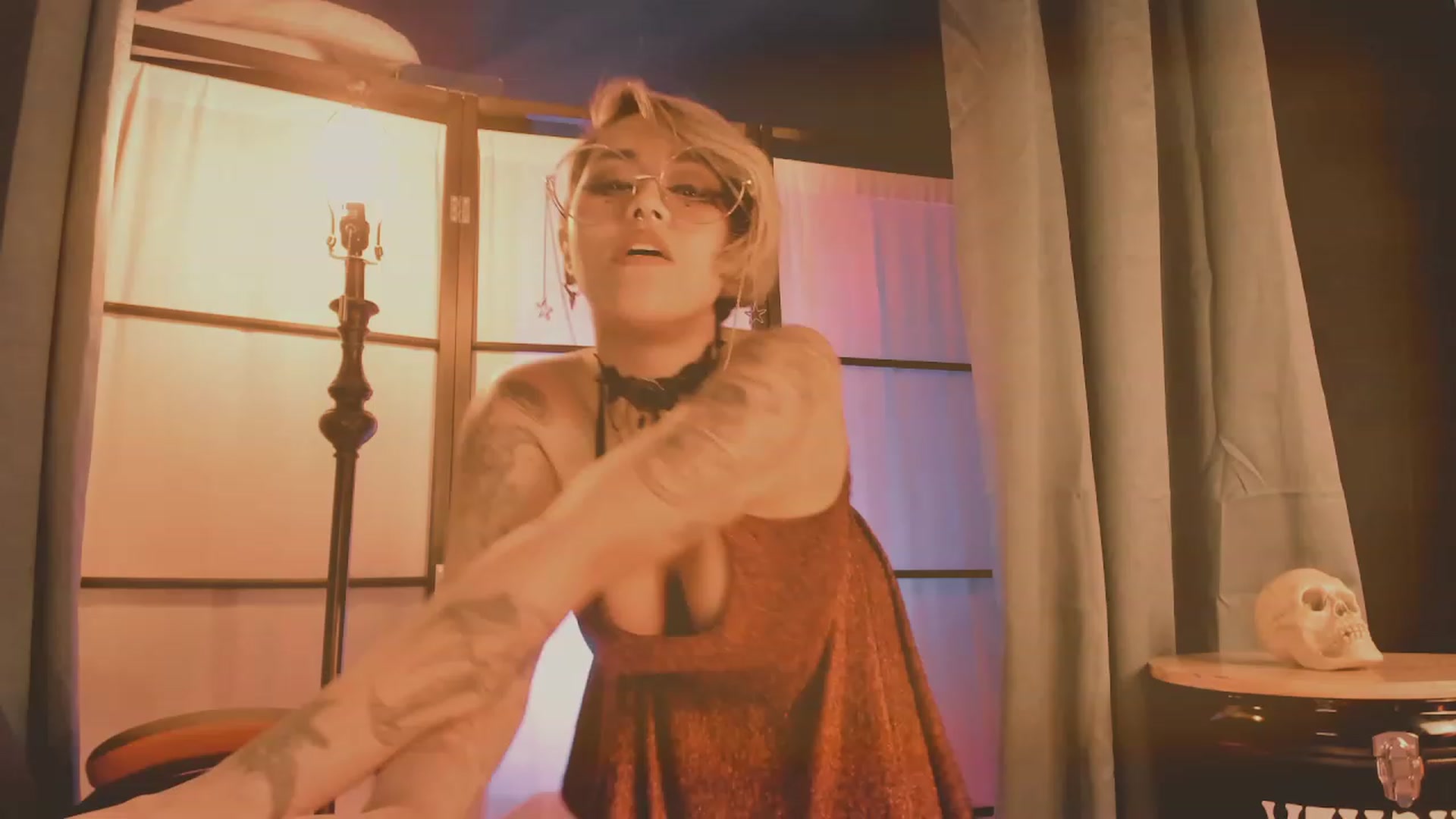 Gallery image thumbnail from AbraxxysRadio's myfreecams stream on, 03/04/2023, 24:06 image 19 of 20