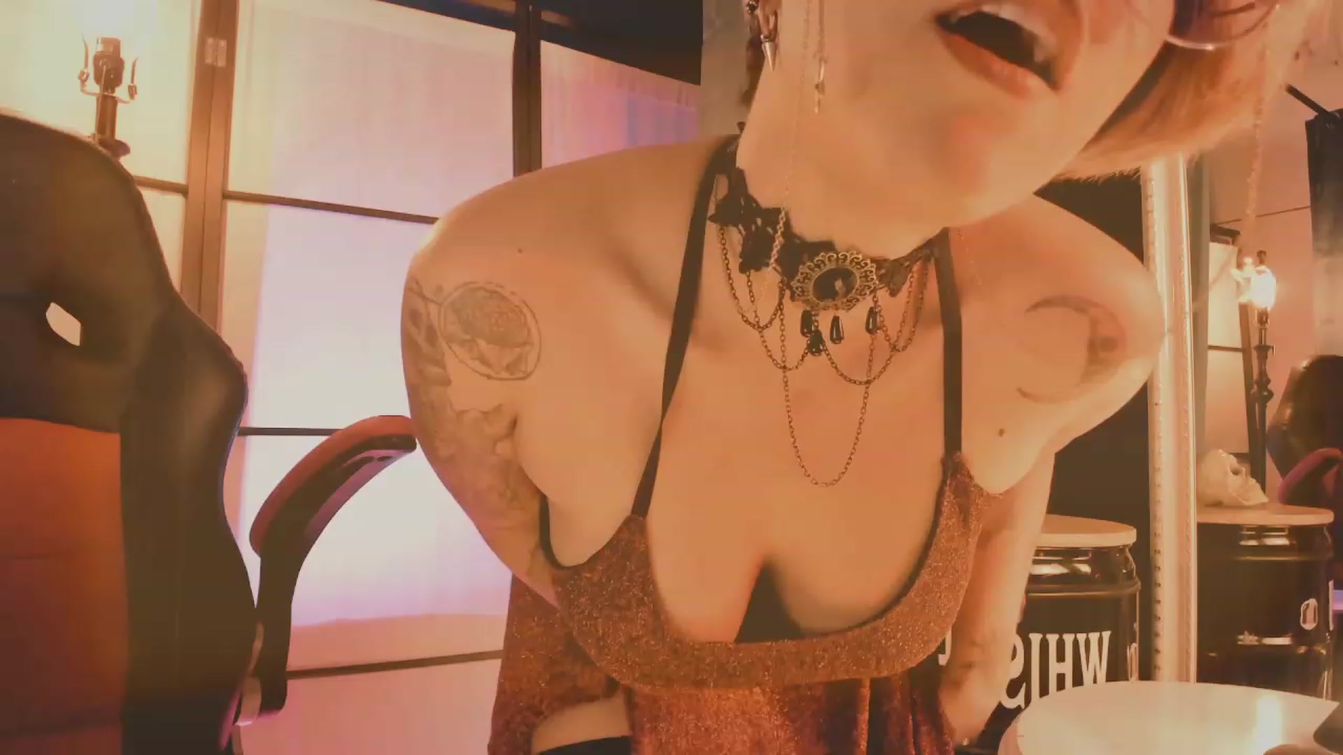 Gallery image thumbnail from AbraxxysRadio's myfreecams stream on, 03/04/2023, 24:06 image 10 of 20