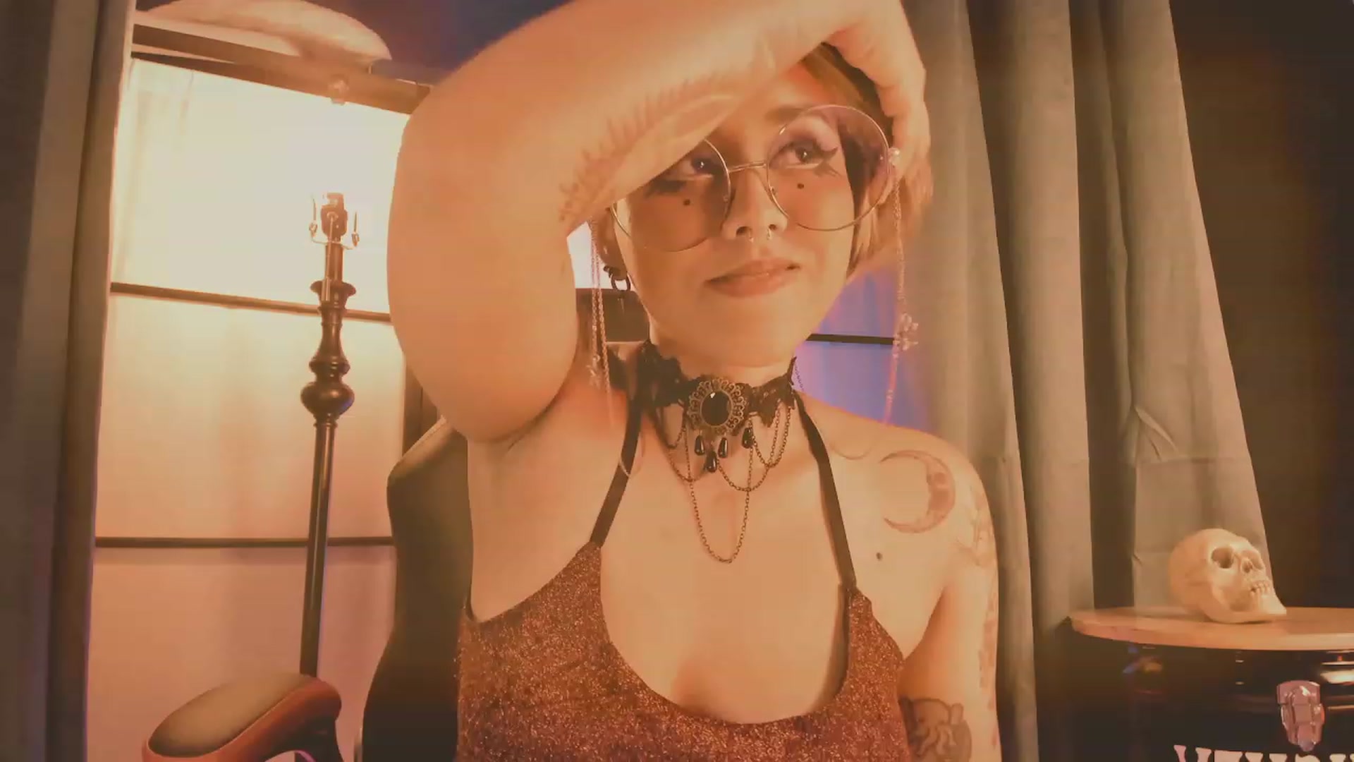 Gallery image thumbnail from AbraxxysRadio's myfreecams stream on, 03/04/2023, 24:25 image 3 of 20