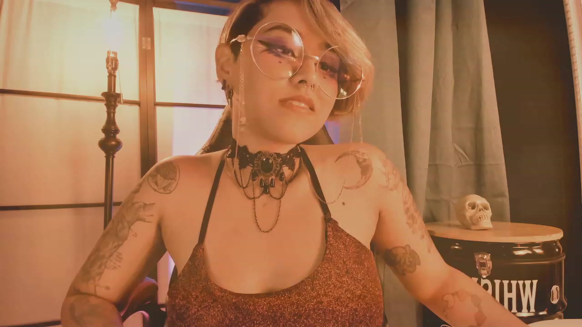 Gallery image thumbnail from AbraxxysRadio's myfreecams stream on, 03/04/2023, 02:06 image 17 of 20