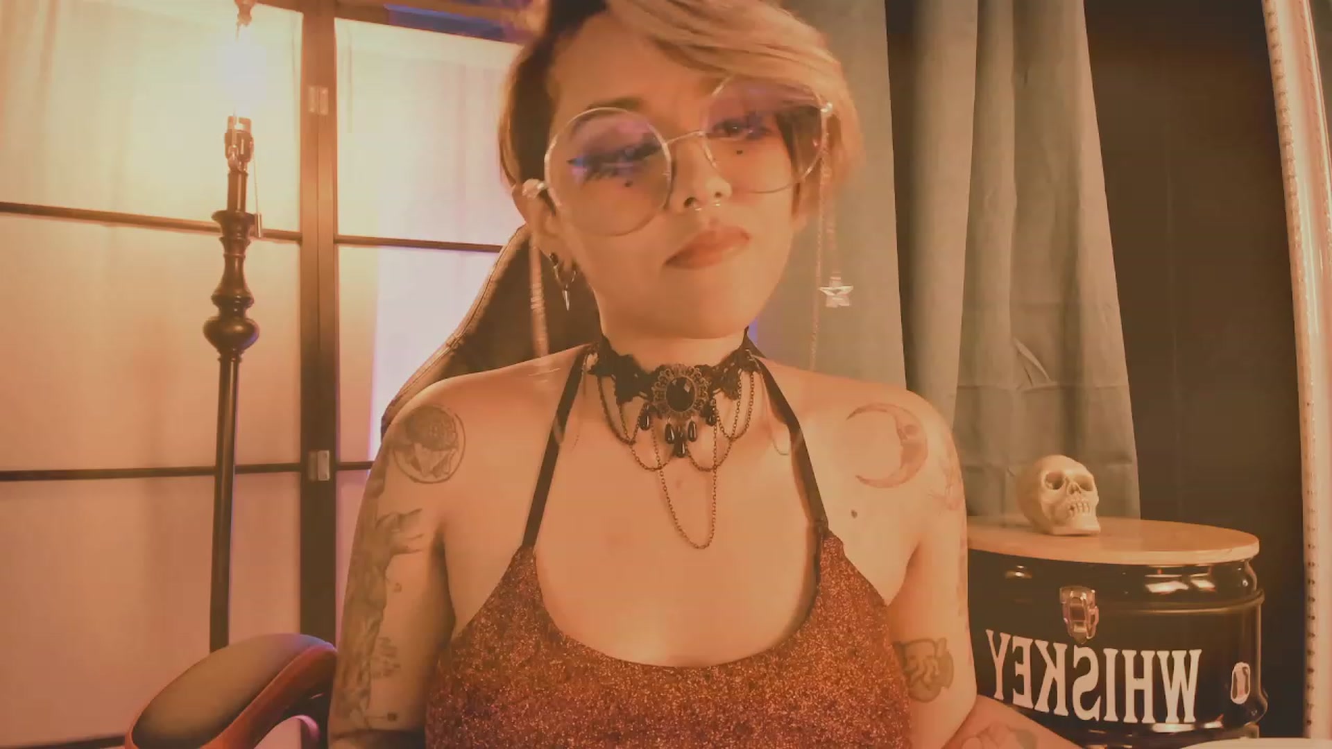 Gallery image thumbnail from AbraxxysRadio's myfreecams stream on, 03/04/2023, 02:06 image 10 of 20