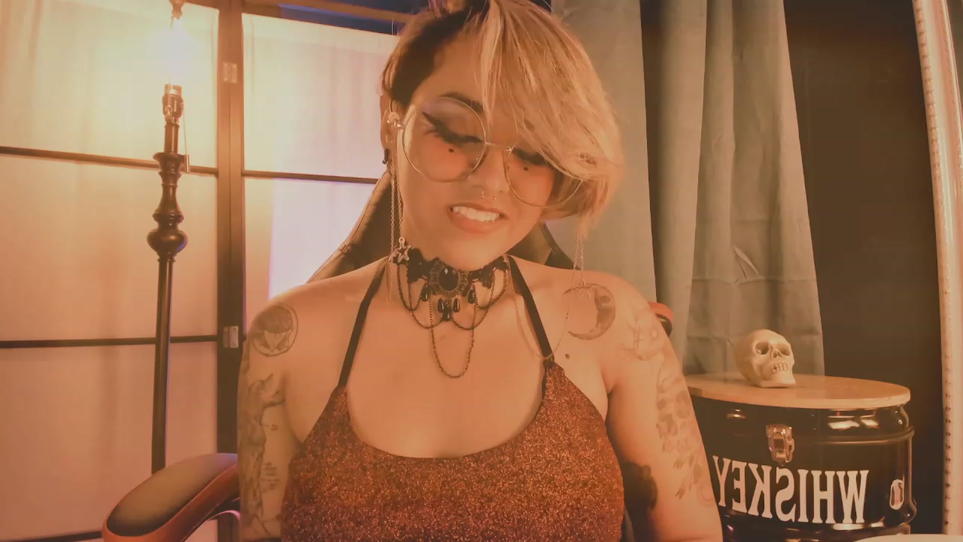 Gallery image thumbnail from AbraxxysRadio's myfreecams stream on, 03/04/2023, 02:06 image 9 of 20