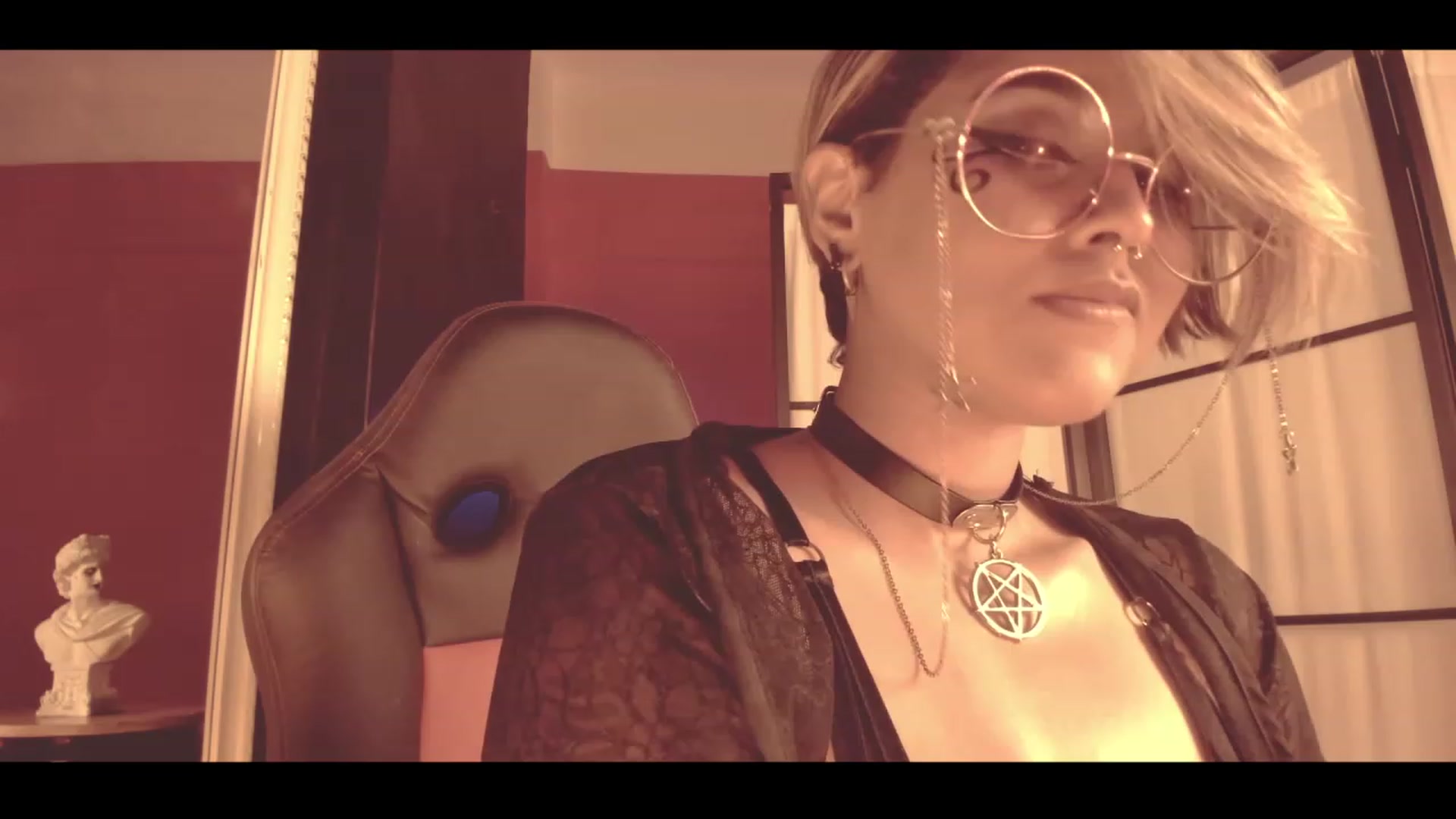 Gallery image thumbnail from AbraxxysRadio's myfreecams stream on, 03/12/2023, 24:41 image 3 of 20