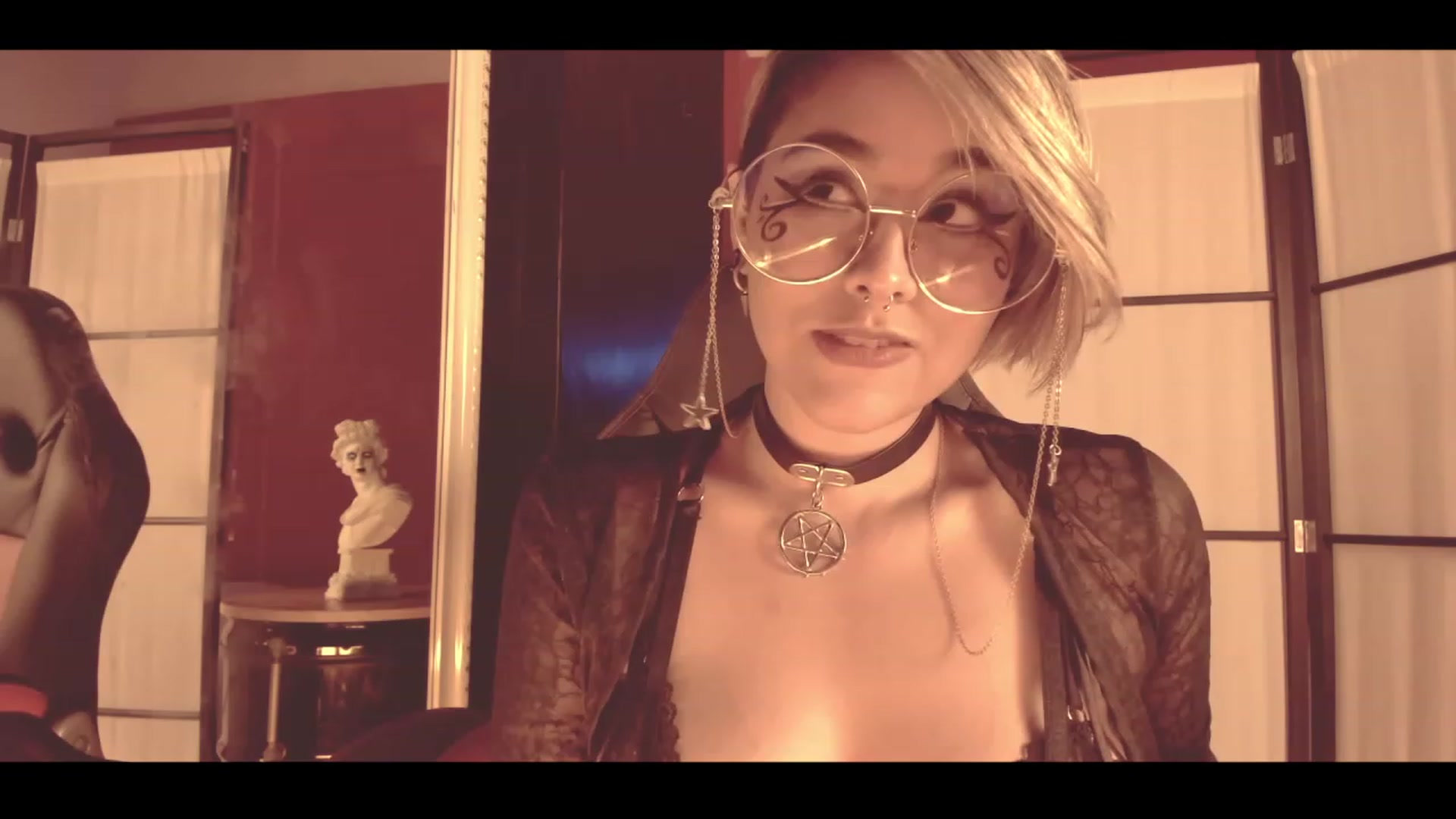 Gallery image thumbnail from AbraxxysRadio's myfreecams stream on, 03/12/2023, 02:27 image 6 of 20