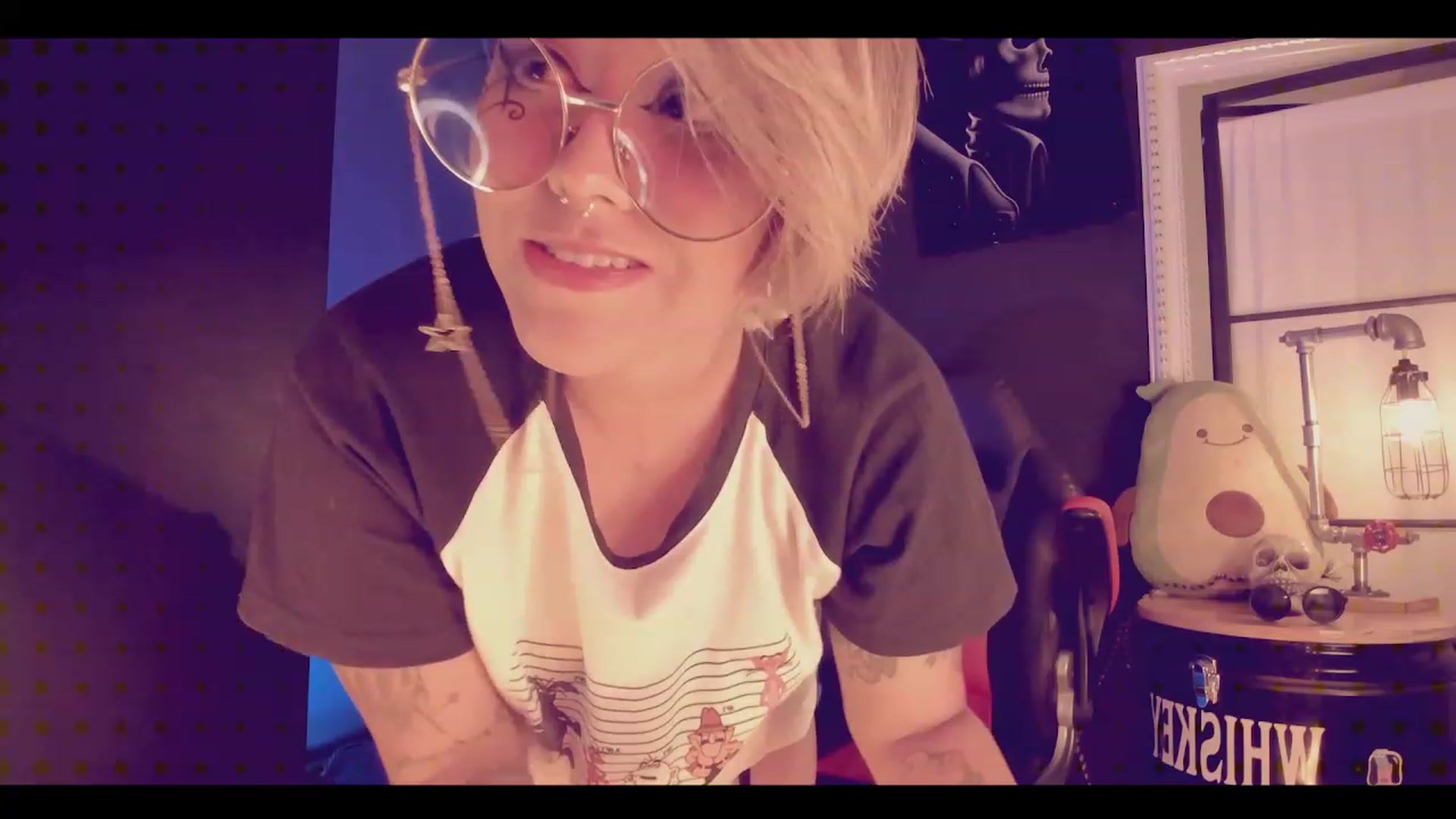 Gallery image thumbnail from AbraxxysRadio's myfreecams stream on, 03/14/2023, 23:51 image 3 of 20