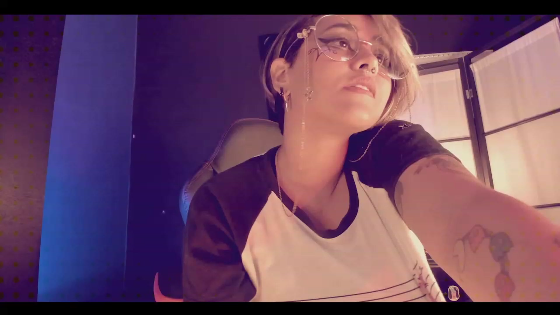 Gallery image thumbnail from AbraxxysRadio's myfreecams stream on, 03/15/2023, 01:07 image 13 of 20