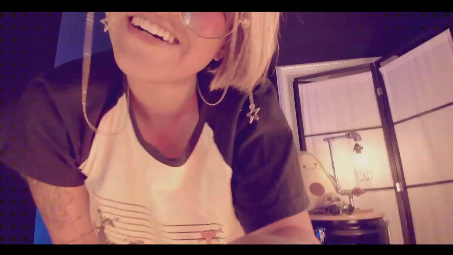 Gallery image thumbnail from AbraxxysRadio's myfreecams stream on, 03/15/2023, 01:07 image 6 of 20