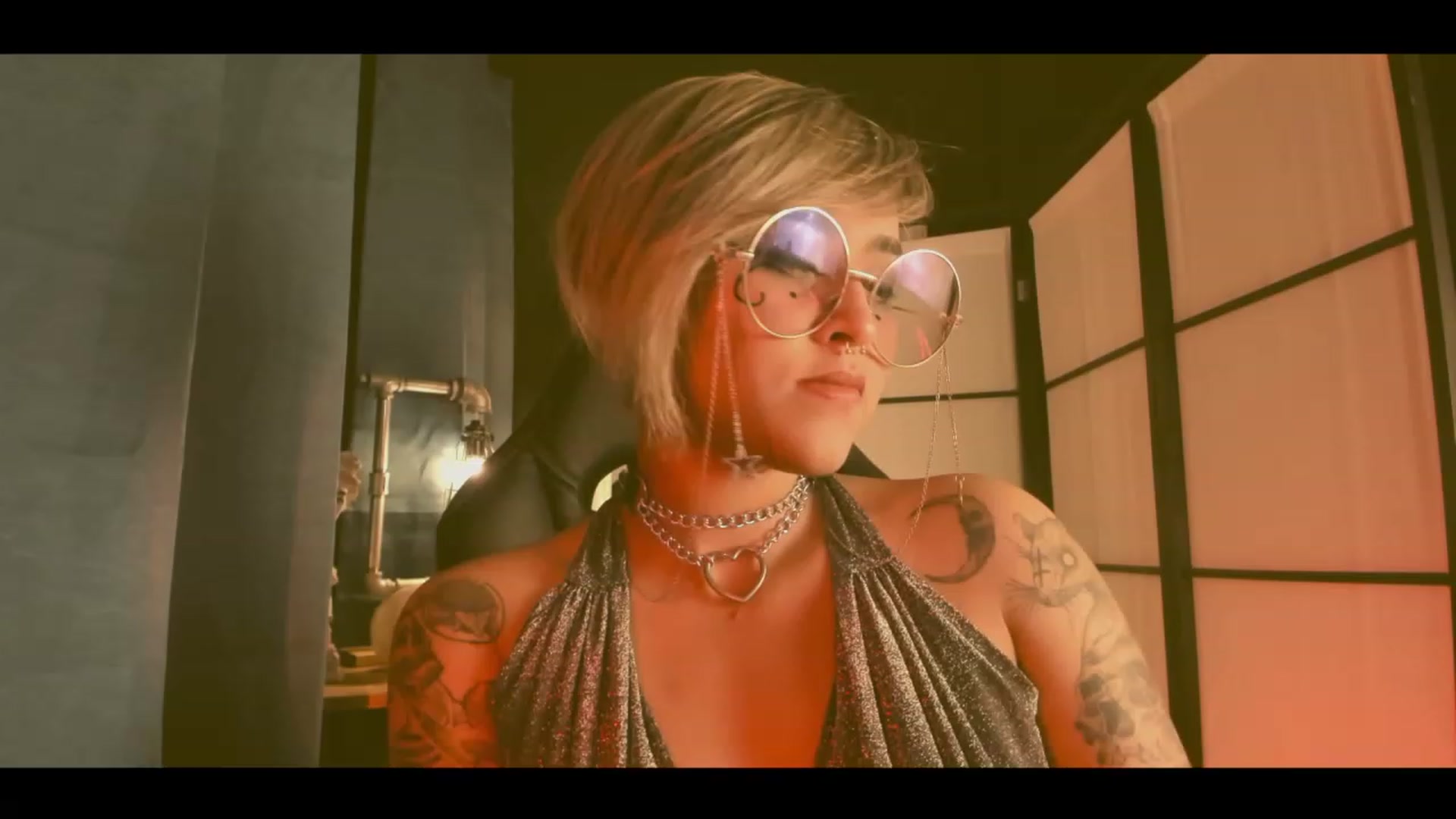 Gallery image thumbnail from AbraxxysRadio's myfreecams stream on, 03/24/2023, 24:43 image 7 of 20