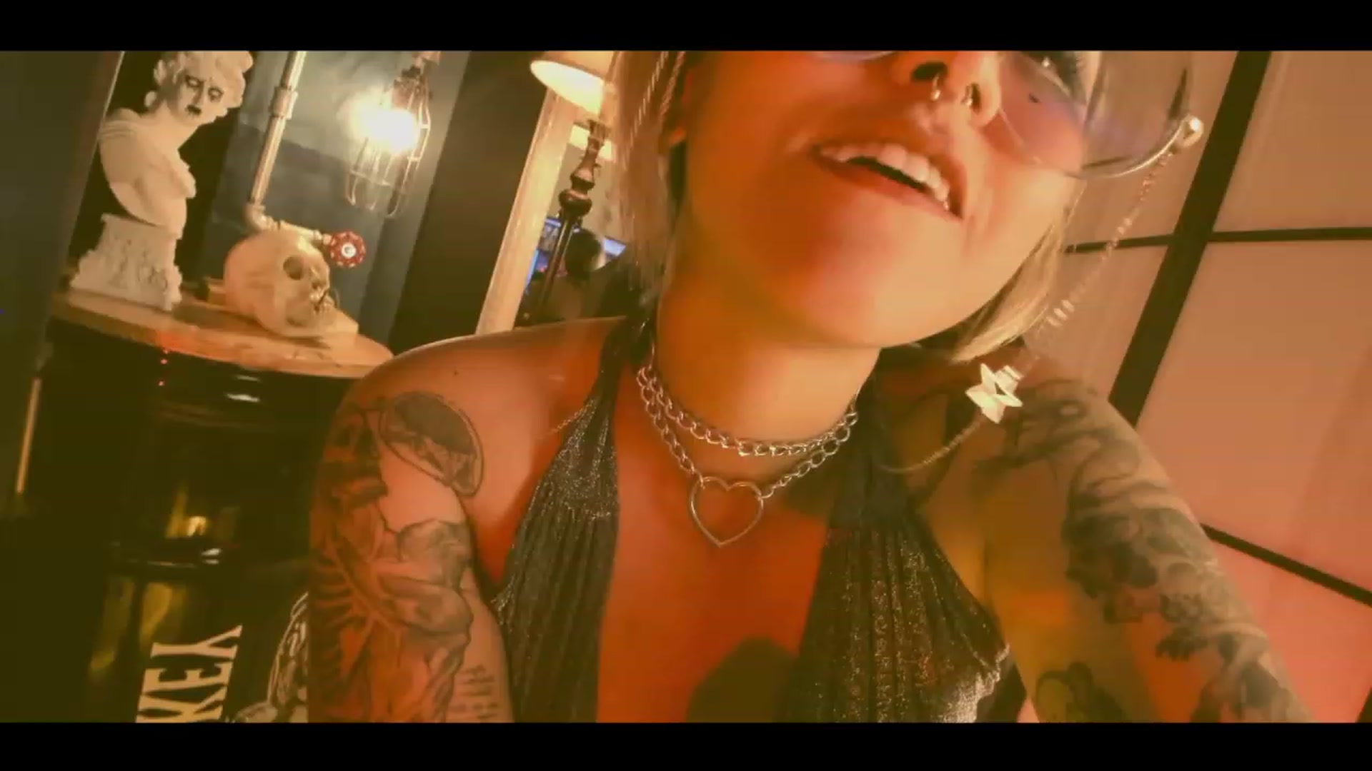 Gallery image thumbnail from AbraxxysRadio's myfreecams stream on, 03/24/2023, 24:43 image 4 of 20
