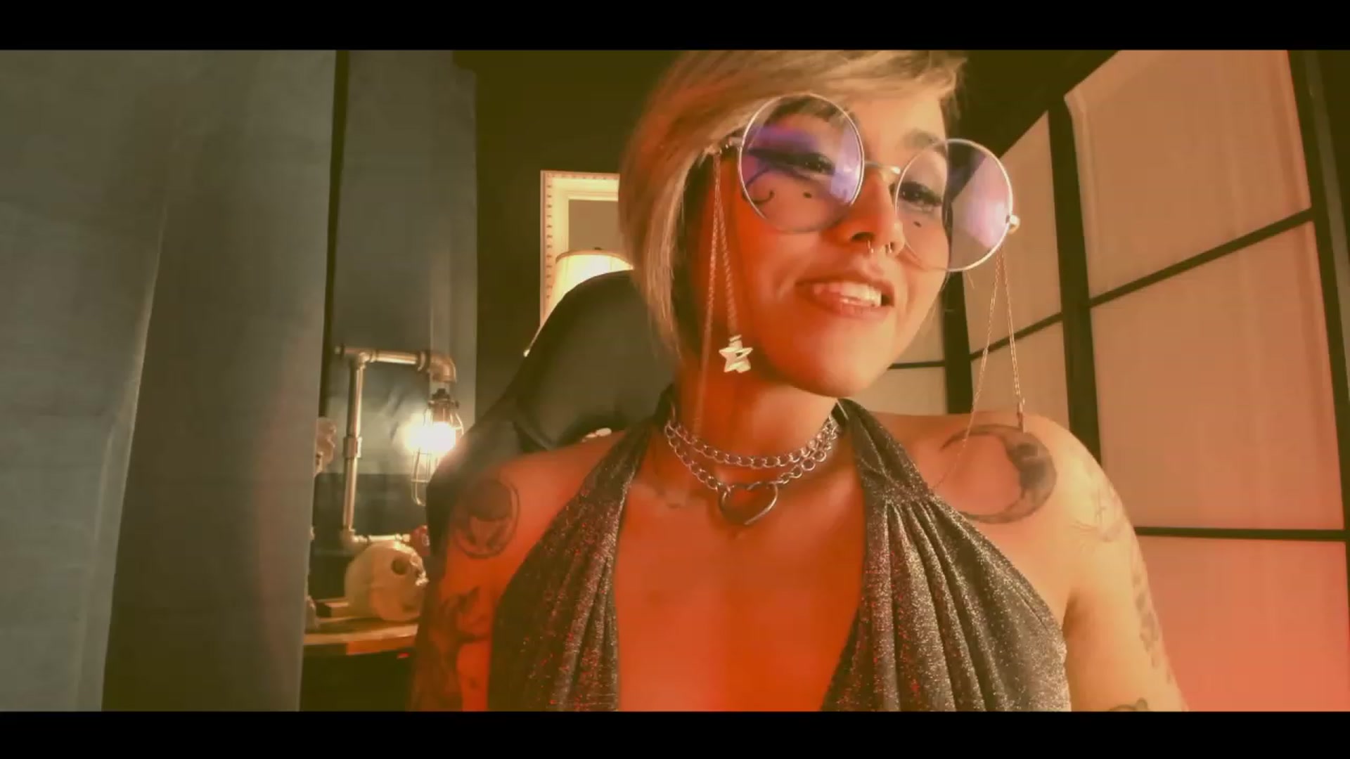 Gallery image thumbnail from AbraxxysRadio's myfreecams stream on, 03/24/2023, 24:43 image 8 of 20
