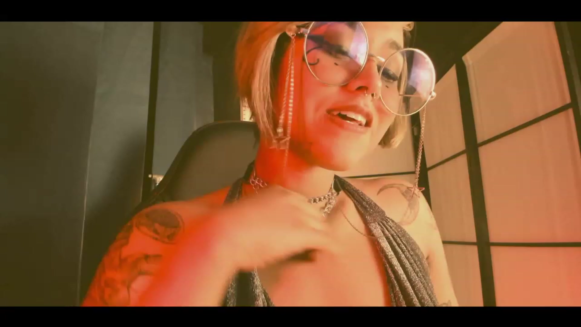 Gallery image thumbnail from AbraxxysRadio's myfreecams stream on, 03/24/2023, 01:46 image 13 of 20