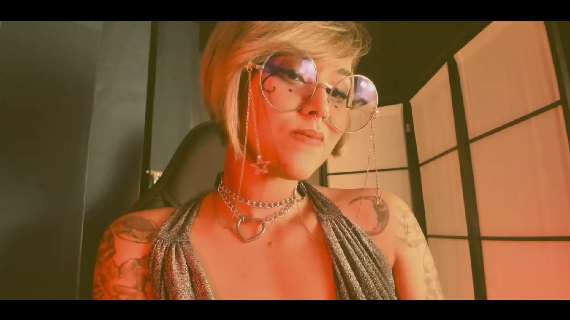 Gallery image thumbnail from AbraxxysRadio's myfreecams stream on, 03/24/2023, 01:46 image 14 of 20