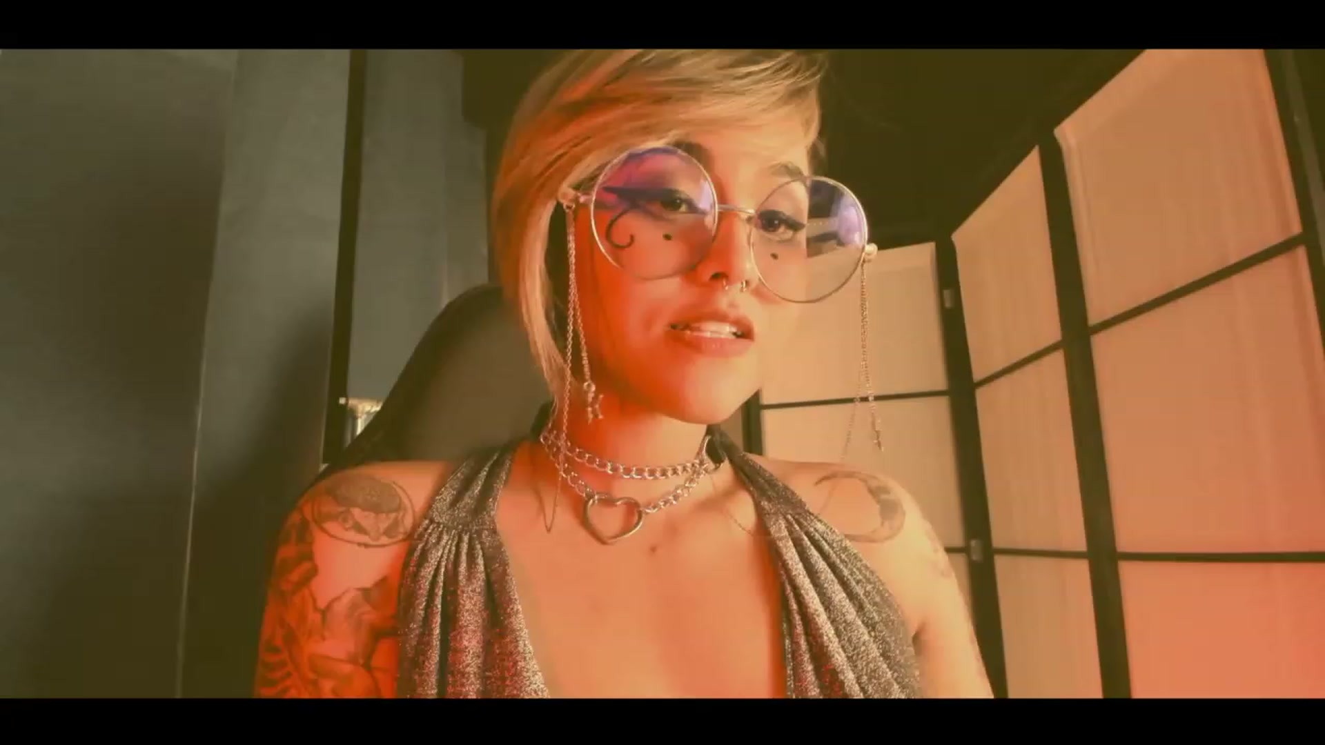 Gallery image thumbnail from AbraxxysRadio's myfreecams stream on, 03/24/2023, 01:46 image 16 of 20