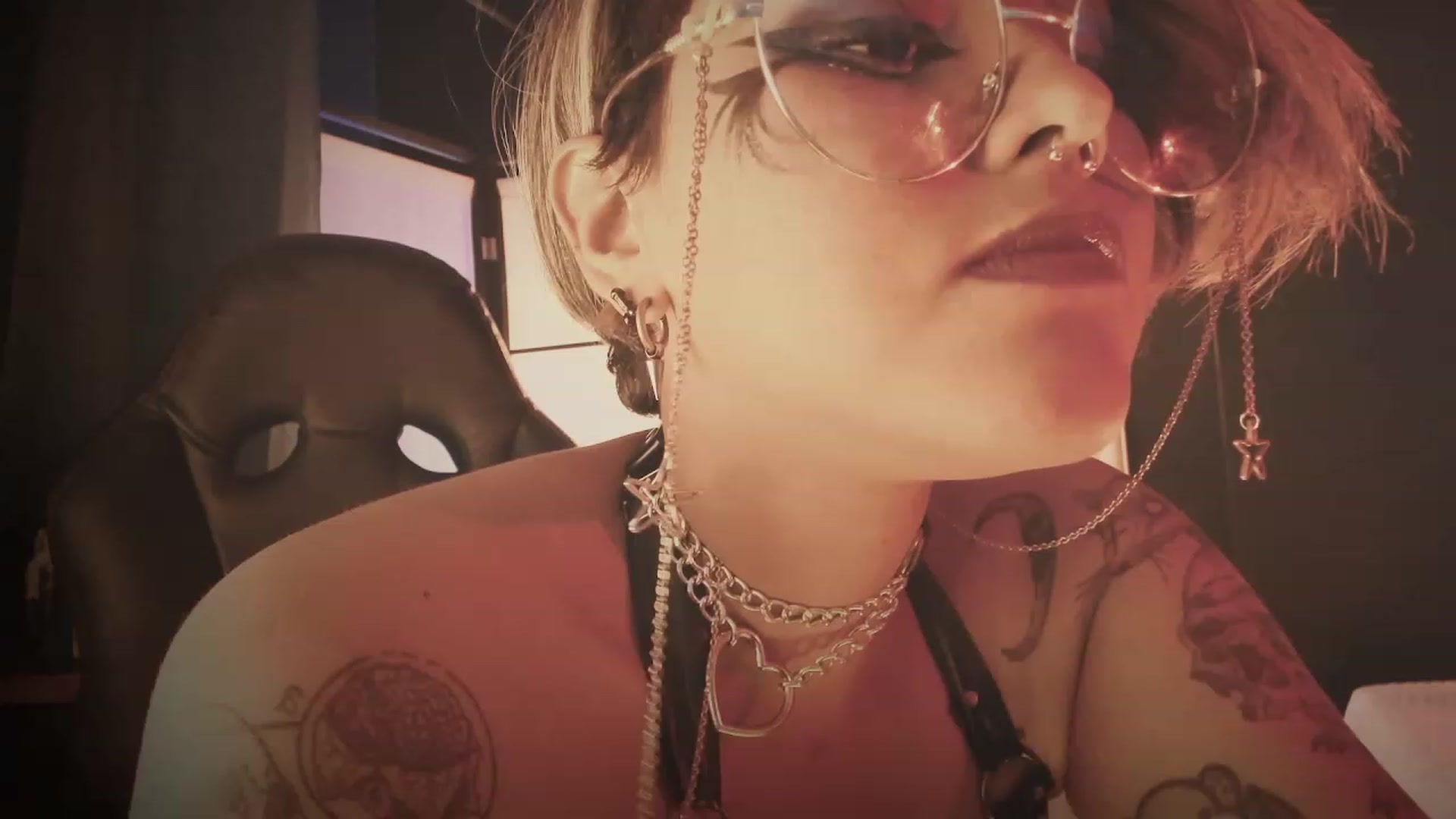 Gallery image thumbnail from AbraxxysRadio's myfreecams stream on, 03/26/2023, 20:52 image 11 of 20