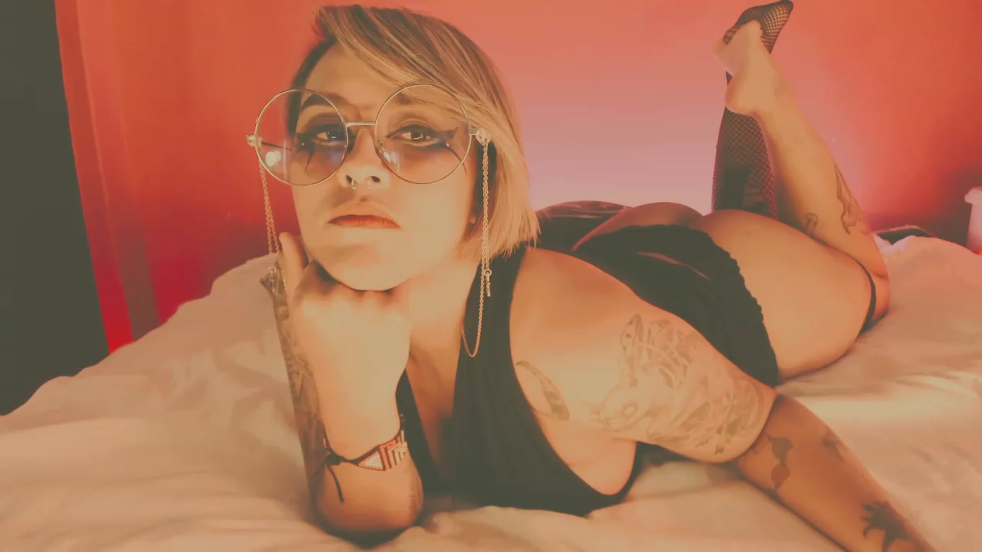 Gallery image thumbnail from AbraxxysRadio's myfreecams stream on, 03/28/2023, 23:43 image 11 of 20