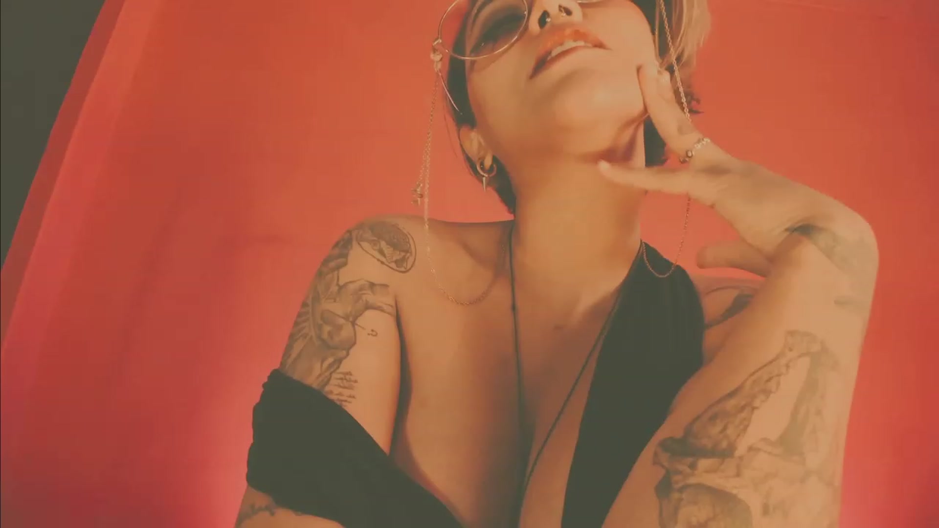 Gallery image thumbnail from AbraxxysRadio's myfreecams stream on, 03/29/2023, 24:14 image 5 of 20
