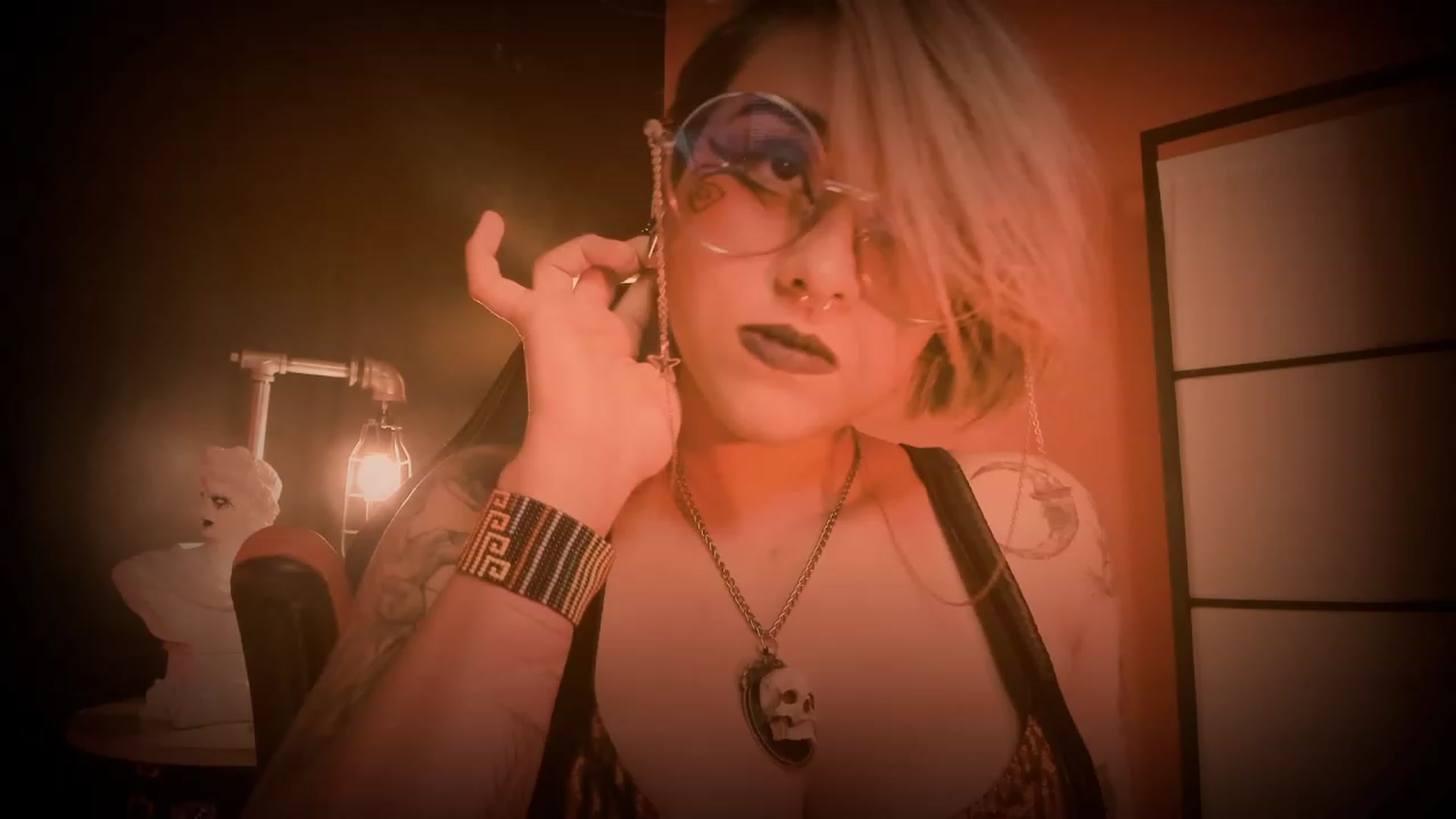 Gallery image thumbnail from AbraxxysRadio's myfreecams stream on, 04/05/2023, 23:47 image 1 of 20