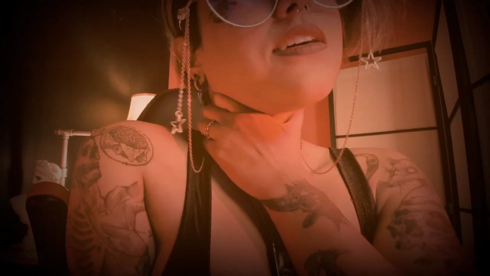 Gallery image thumbnail from AbraxxysRadio's myfreecams stream on, 04/06/2023, 01:16 image 18 of 20
