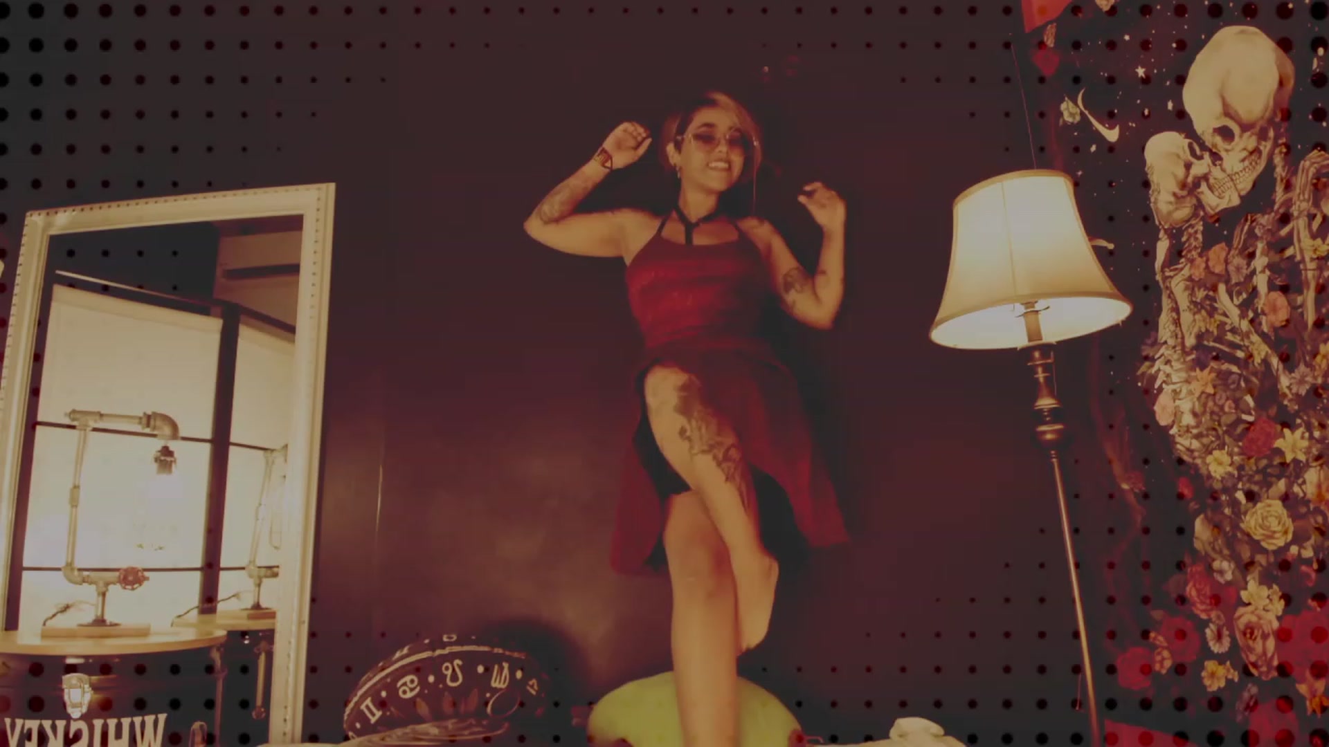 Gallery image thumbnail from AbraxxysRadio's myfreecams stream on, 04/06/2023, 23:31 image 16 of 20