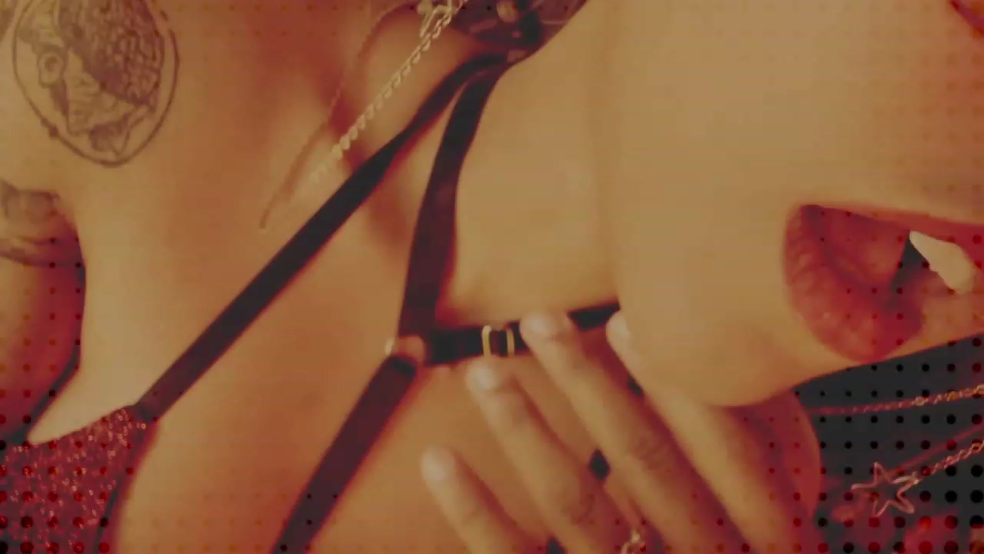 Gallery image thumbnail from AbraxxysRadio's myfreecams stream on, 04/06/2023, 23:31 image 4 of 20