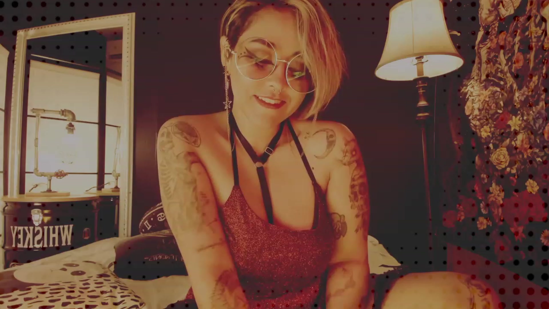 Gallery image thumbnail from AbraxxysRadio's myfreecams stream on, 04/07/2023, 24:50 image 11 of 20