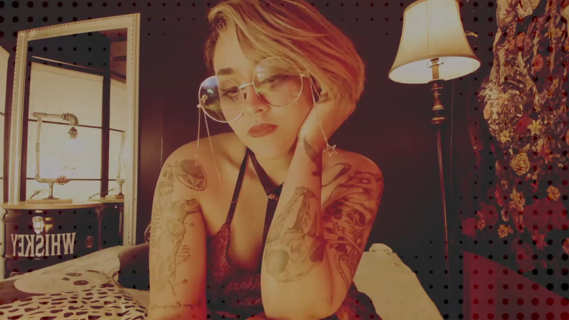 Gallery image thumbnail from AbraxxysRadio's myfreecams stream on, 04/07/2023, 24:50 image 14 of 20