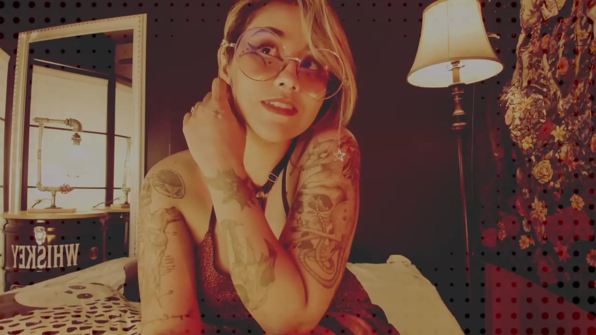 Gallery image thumbnail from AbraxxysRadio's myfreecams stream on, 04/07/2023, 24:50 image 15 of 20