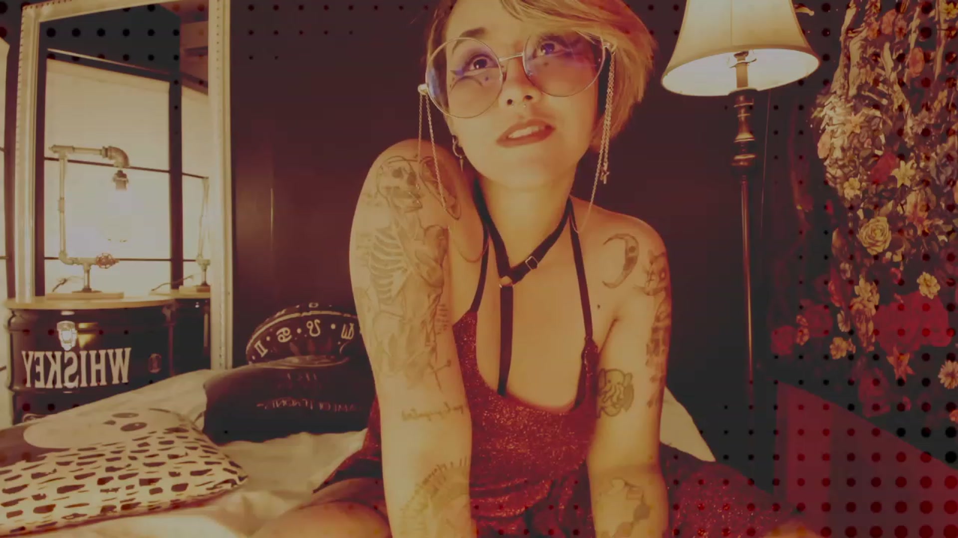 Gallery image thumbnail from AbraxxysRadio's myfreecams stream on, 04/07/2023, 24:50 image 2 of 20