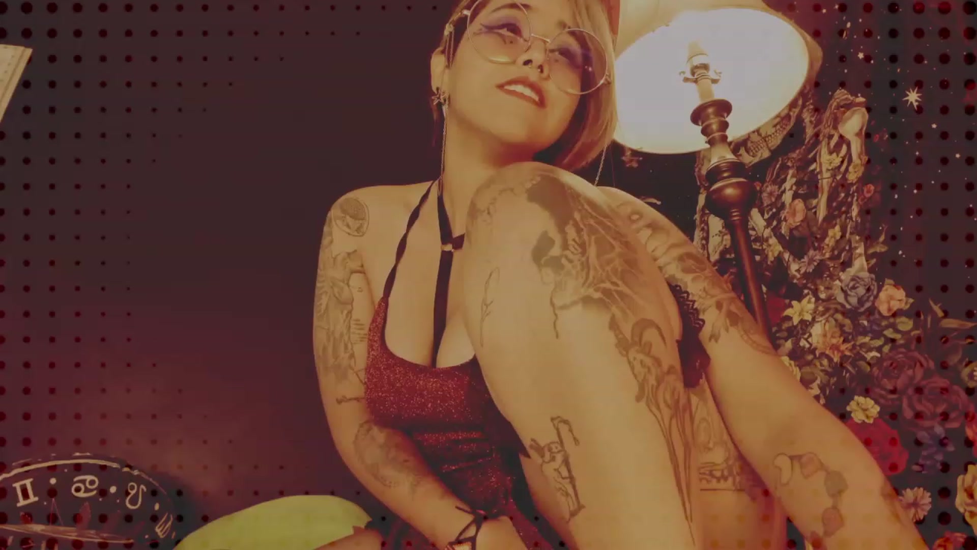 Gallery image thumbnail from AbraxxysRadio's myfreecams stream on, 04/07/2023, 01:51 image 14 of 20