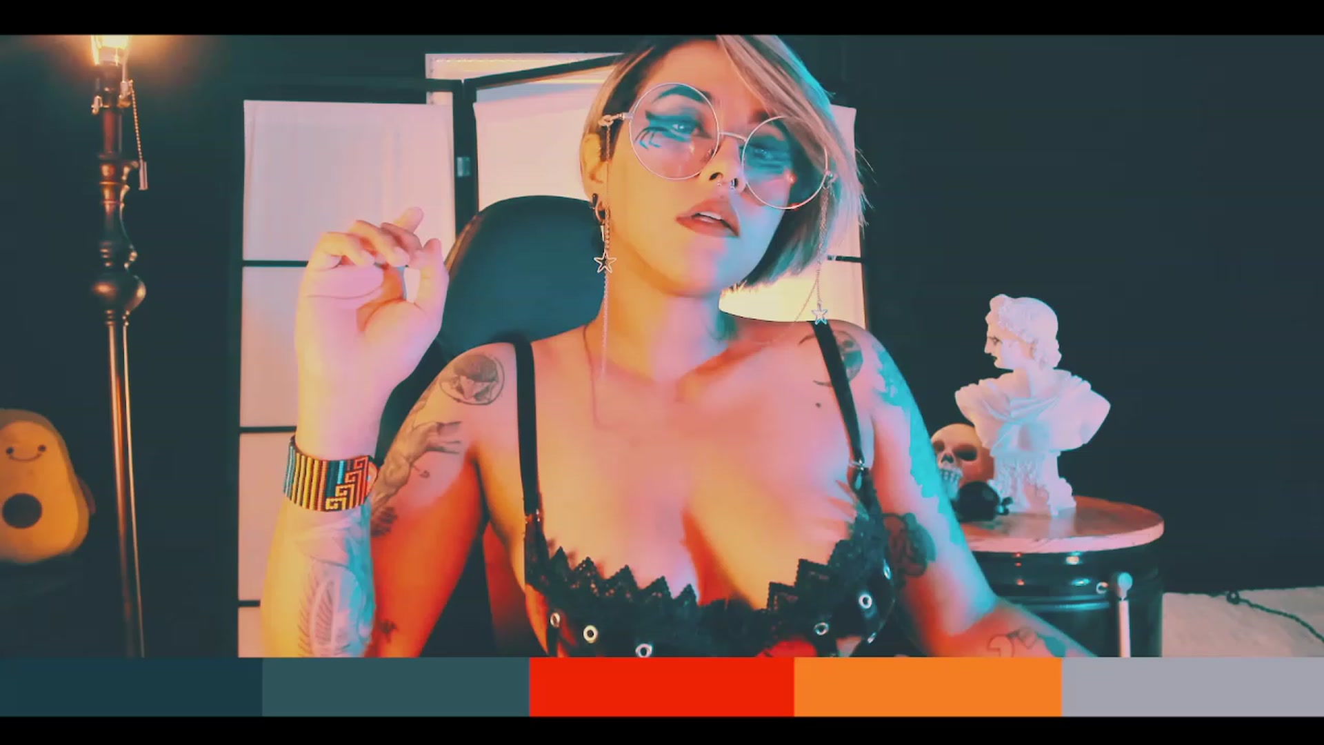 Gallery image thumbnail from AbraxxysRadio's myfreecams stream on, 04/09/2023, 17:56 image 5 of 20