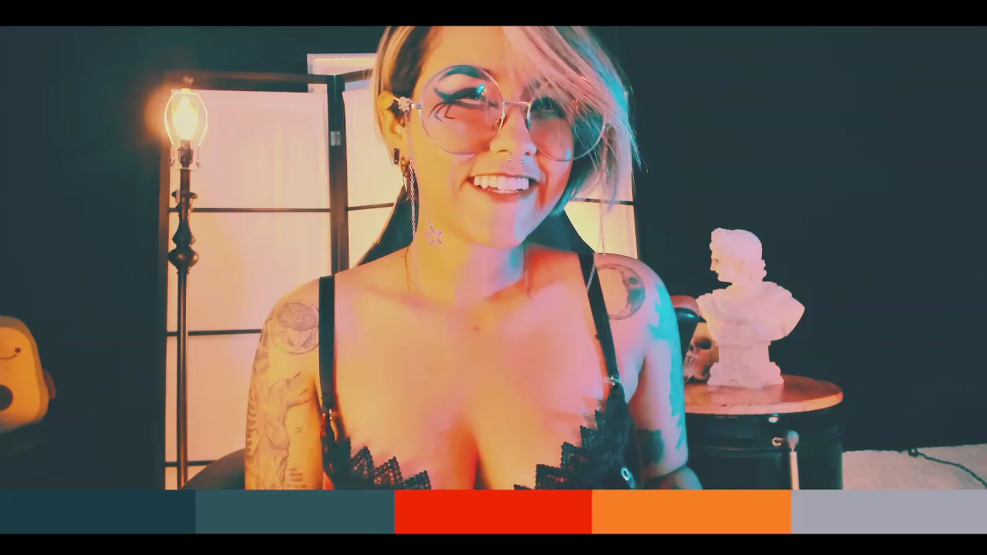 Gallery image thumbnail from AbraxxysRadio's myfreecams stream on, 04/09/2023, 19:58 image 5 of 20