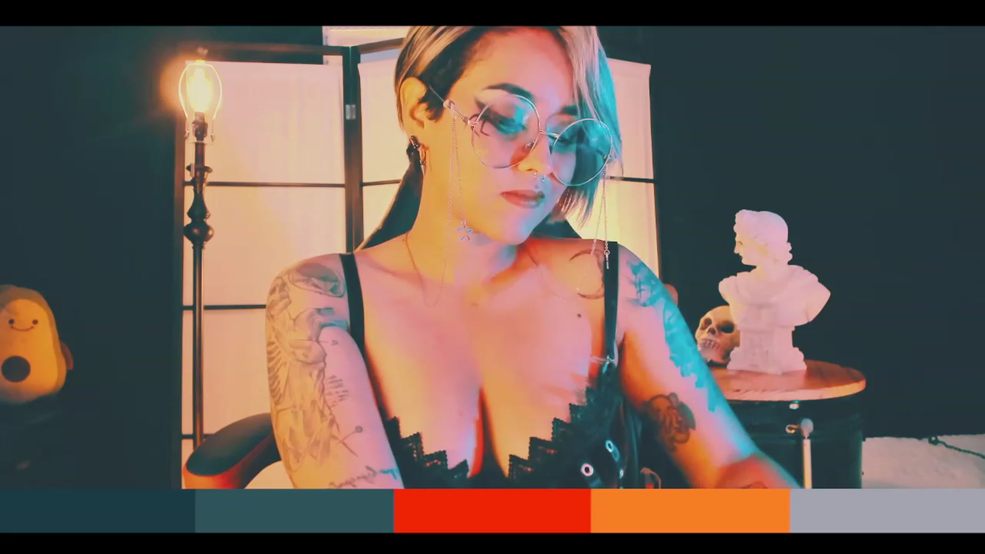 Gallery image thumbnail from AbraxxysRadio's myfreecams stream on, 04/09/2023, 19:58 image 20 of 20