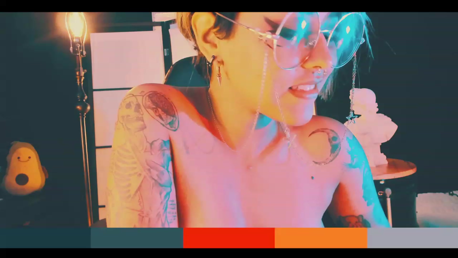 Gallery image thumbnail from AbraxxysRadio's myfreecams stream on, 04/09/2023, 20:36 image 20 of 20