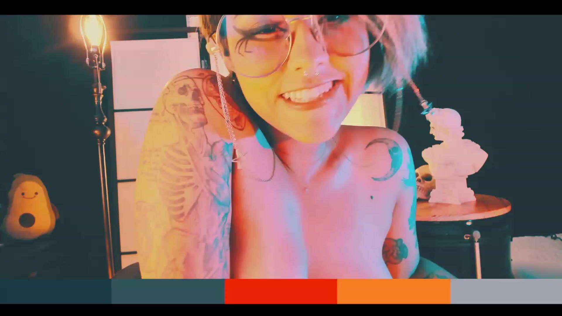 Gallery image thumbnail from AbraxxysRadio's myfreecams stream on, 04/09/2023, 20:36 image 19 of 20