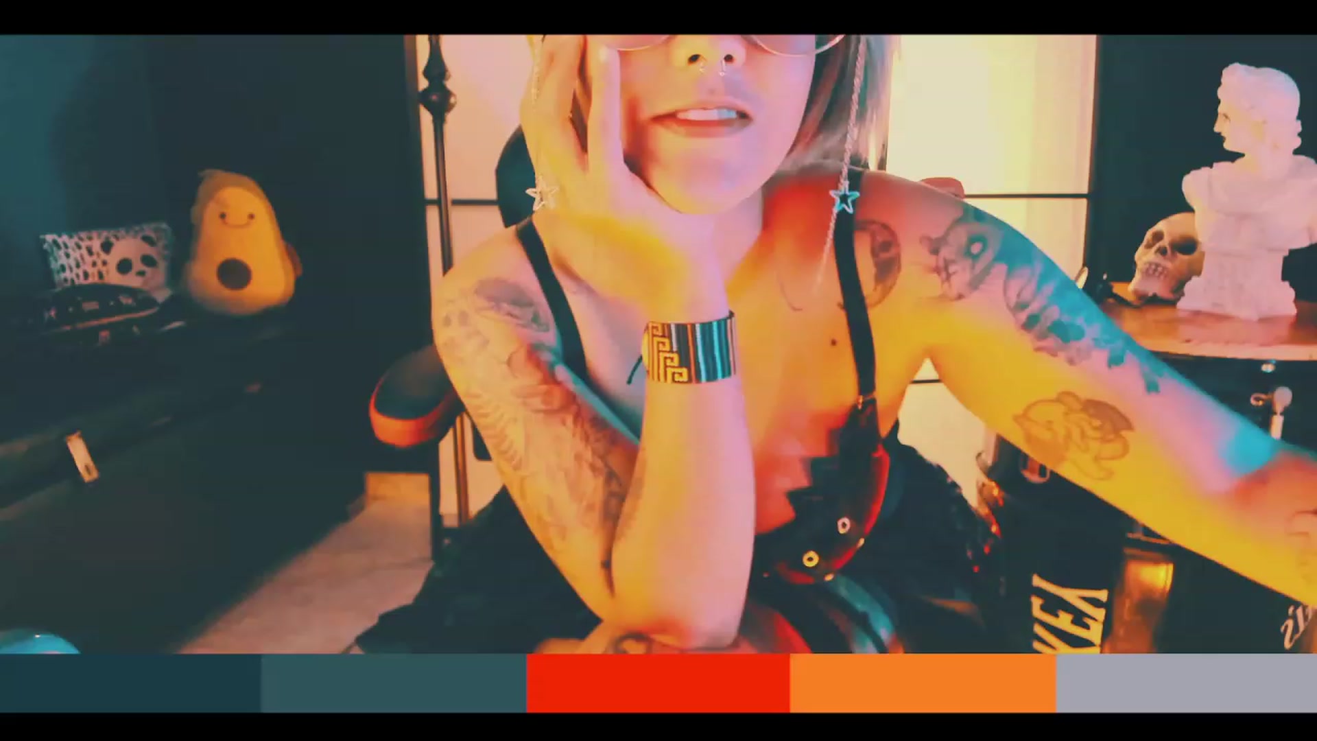 Gallery image thumbnail from AbraxxysRadio's myfreecams stream on, 04/09/2023, 20:36 image 6 of 20