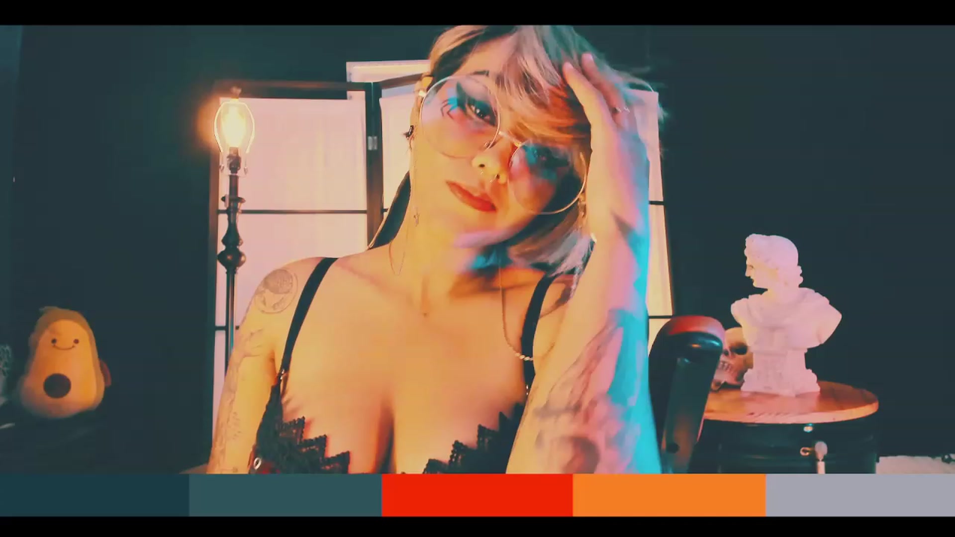 Gallery image thumbnail from AbraxxysRadio's myfreecams stream on, 04/09/2023, 20:36 image 9 of 20