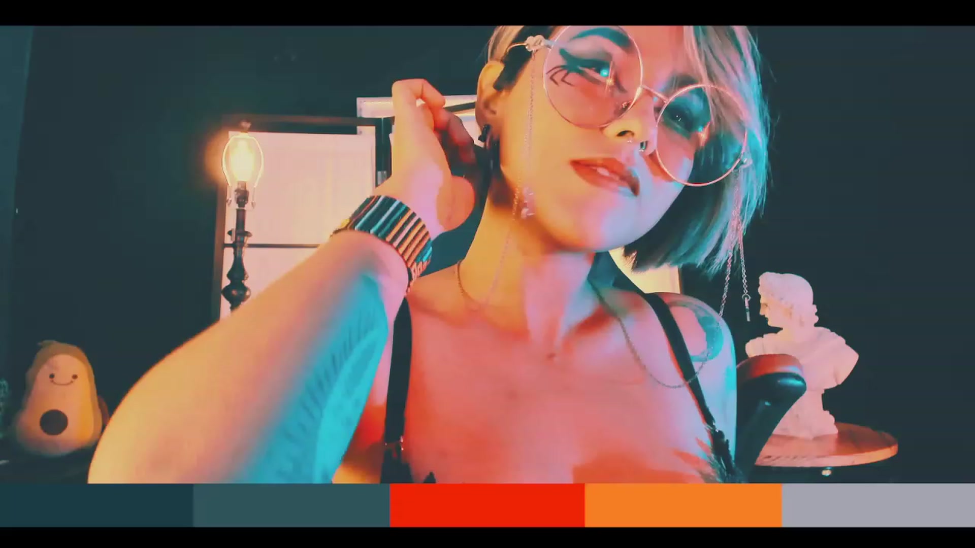 Gallery image thumbnail from AbraxxysRadio's myfreecams stream on, 04/09/2023, 20:36 image 10 of 20