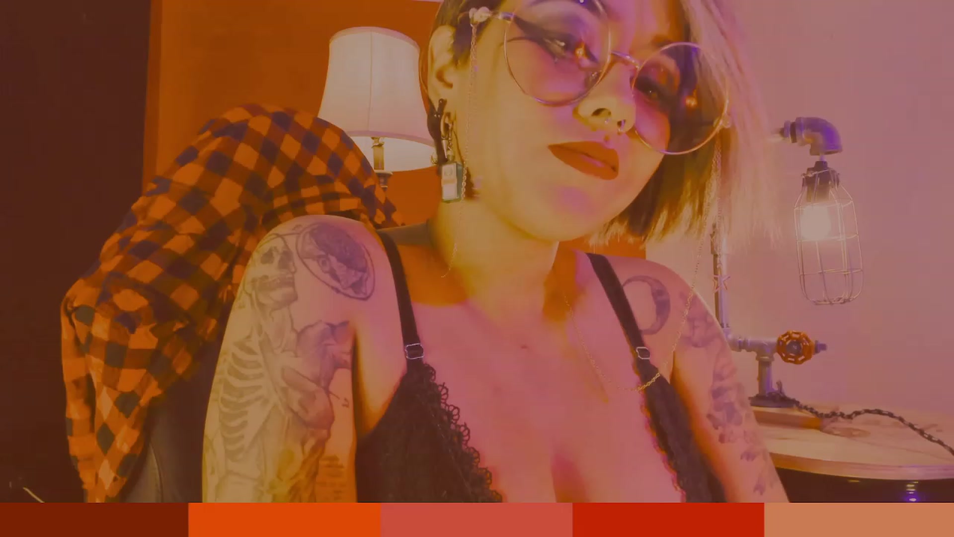 Gallery image thumbnail from AbraxxysRadio's myfreecams stream on, 04/12/2023, 24:20 image 9 of 20