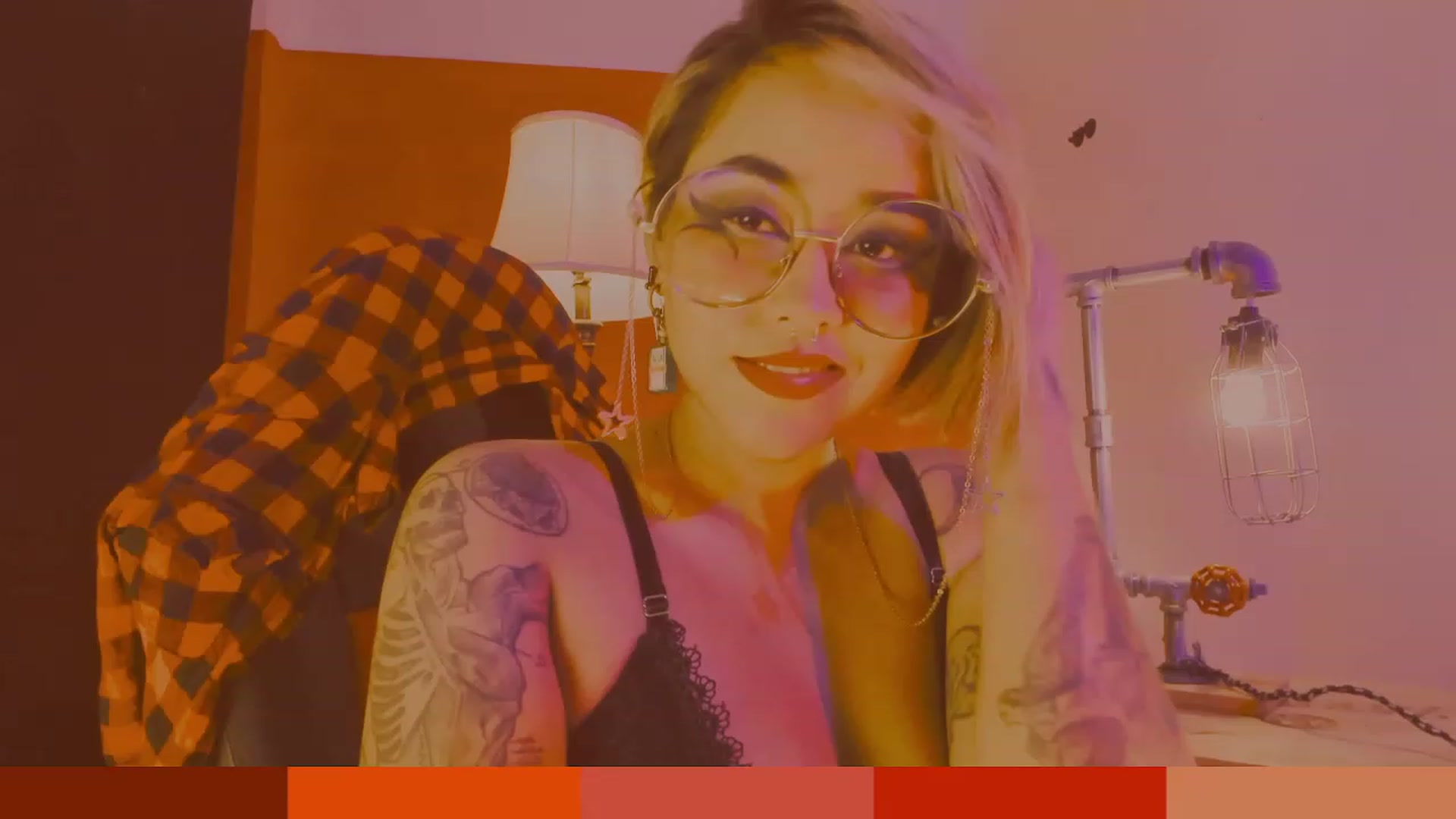 Gallery image thumbnail from AbraxxysRadio's myfreecams stream on, 04/12/2023, 24:20 image 1 of 20