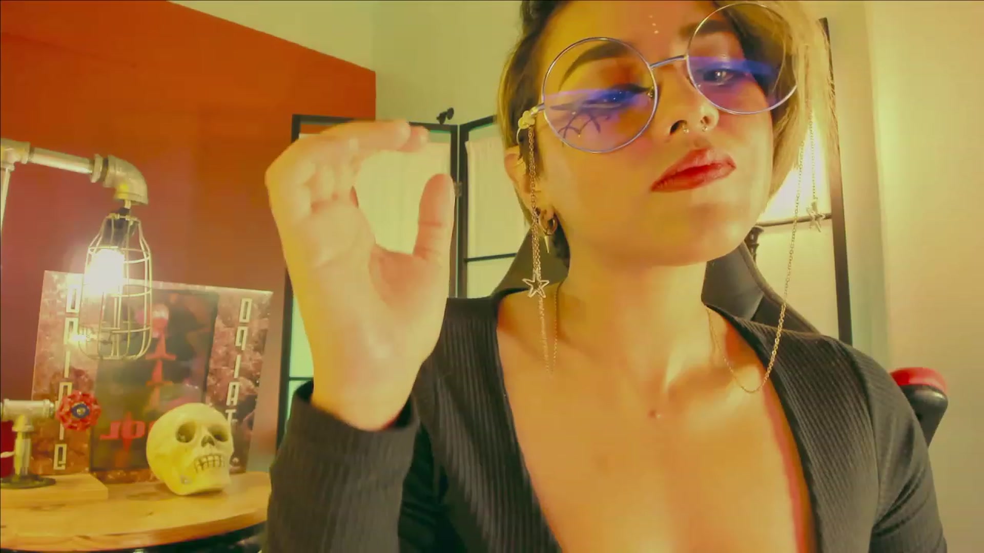 Gallery image thumbnail from AbraxxysRadio's myfreecams stream on, 04/13/2023, 23:13 image 19 of 20
