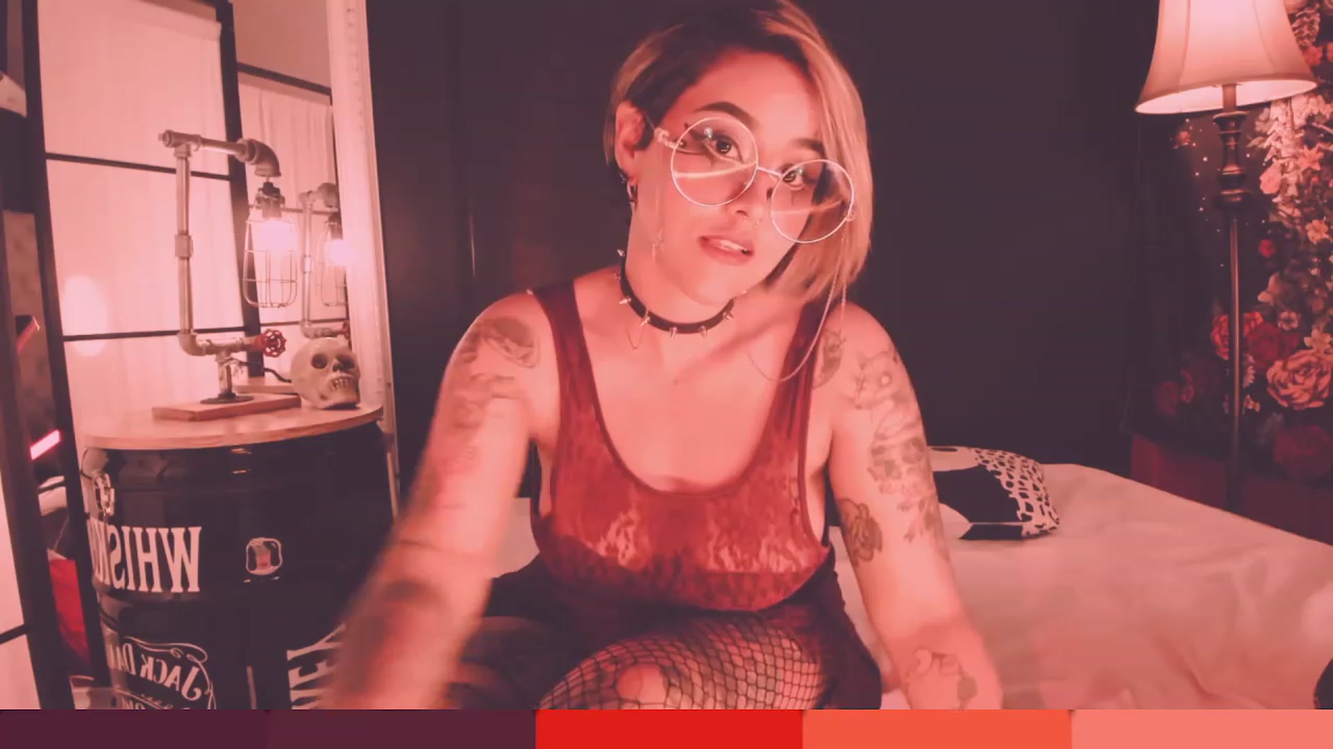 Gallery image thumbnail from AbraxxysRadio's myfreecams stream on, 04/19/2023, 23:25 image 16 of 20